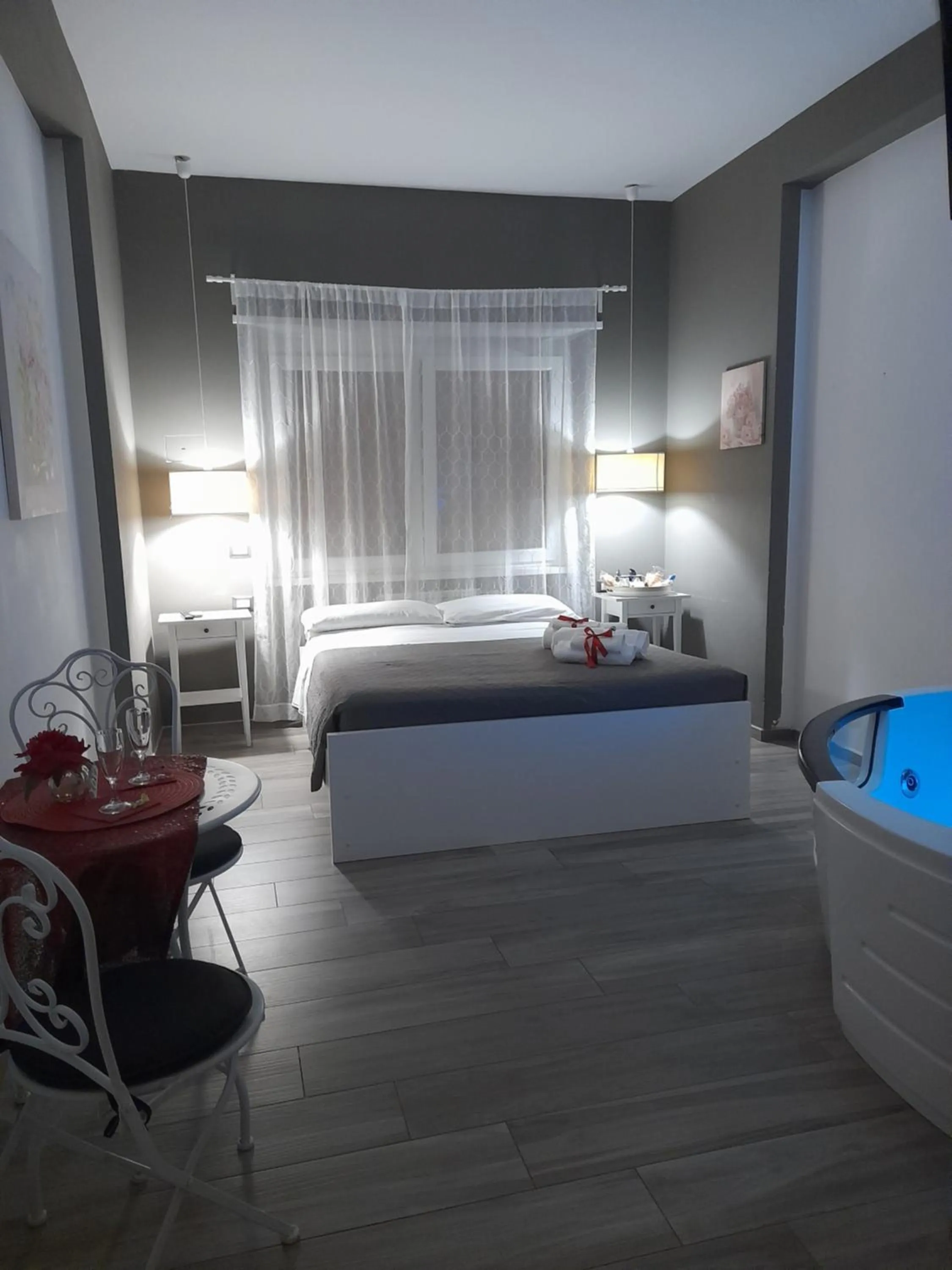 Bedroom, Bed in Il Mare Di Roma Luxury