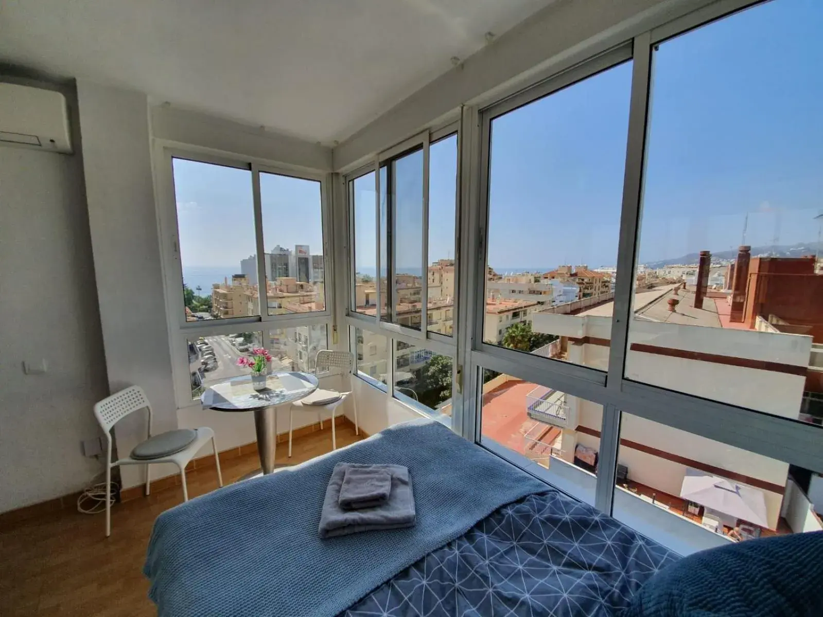 Mini Penthouse close to beach with nice seaviews Mini Penthouse close to beach with nice seaviews