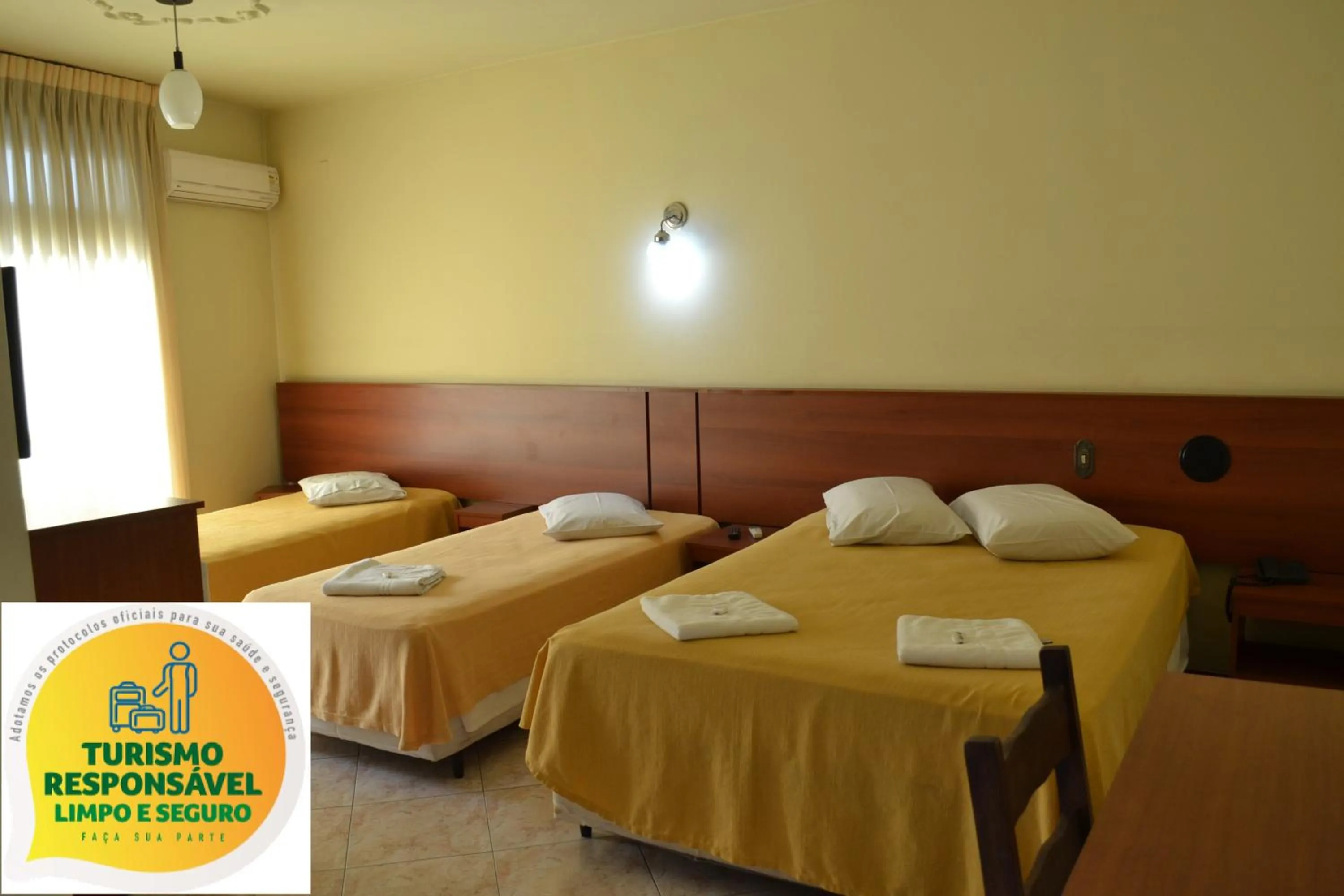 Logo/Certificate/Sign, Bed in Hotel Scala