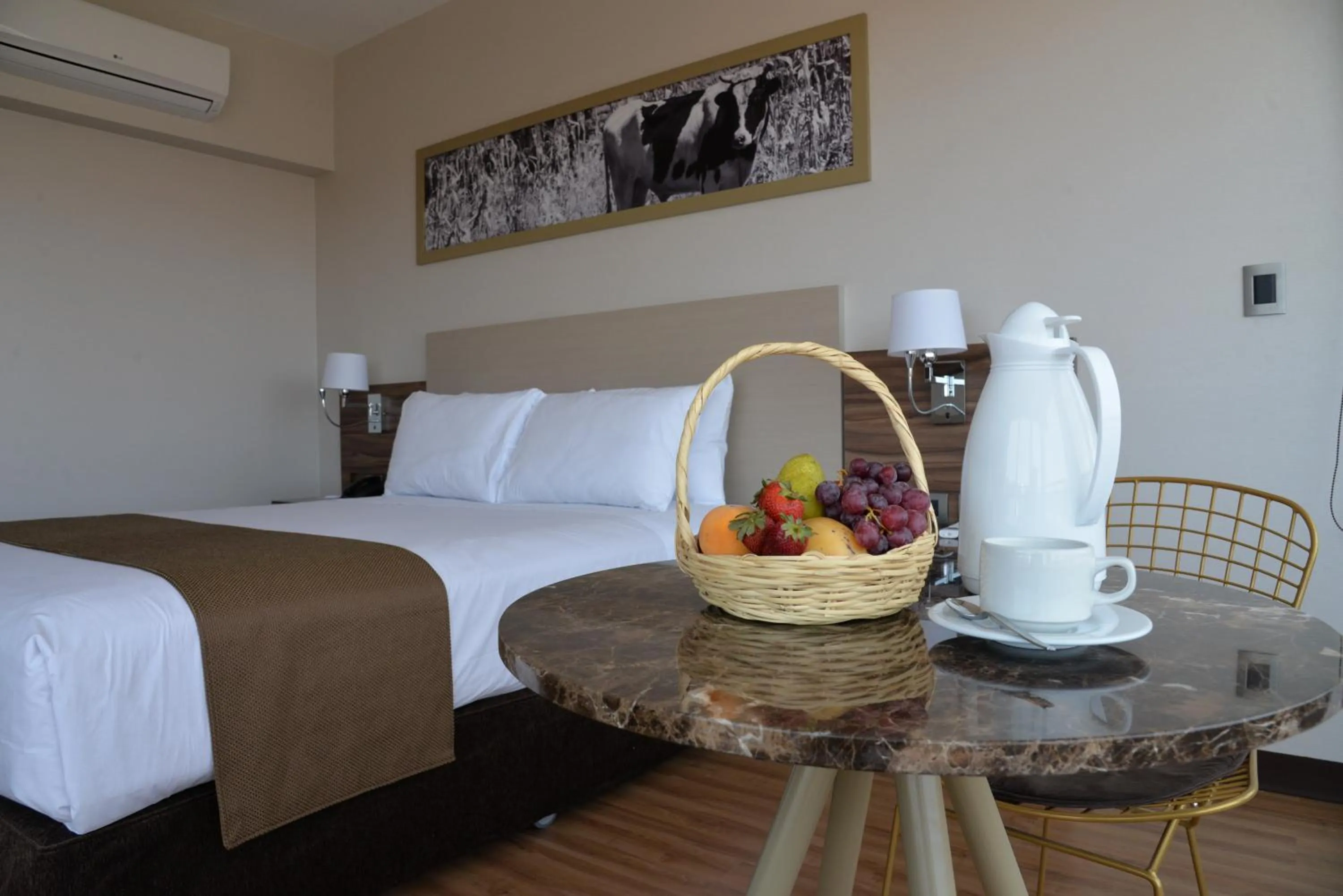 Bedroom, Bed in DM Hoteles Moquegua