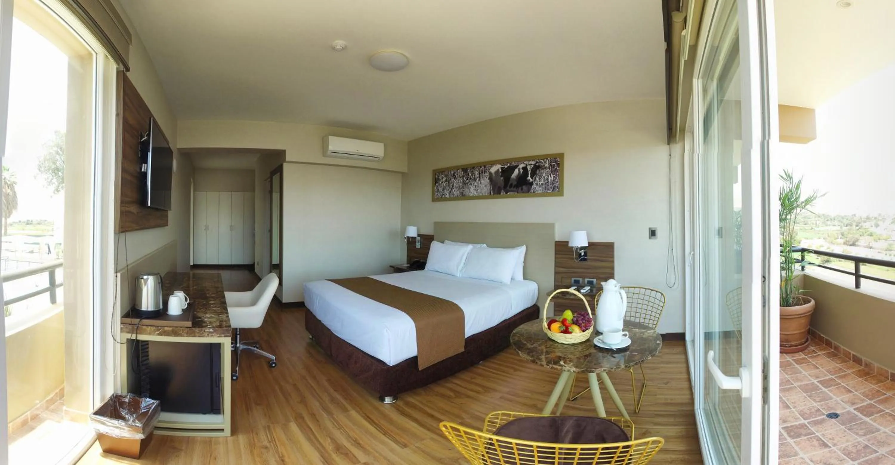 Bedroom, Bed in DM Hoteles Moquegua