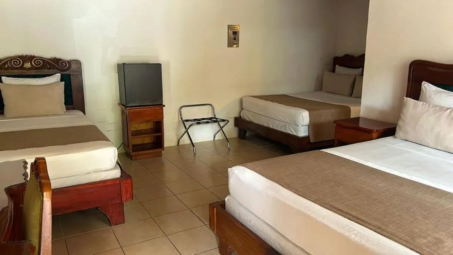 Photo of the whole room, Bed in Hotel Javy