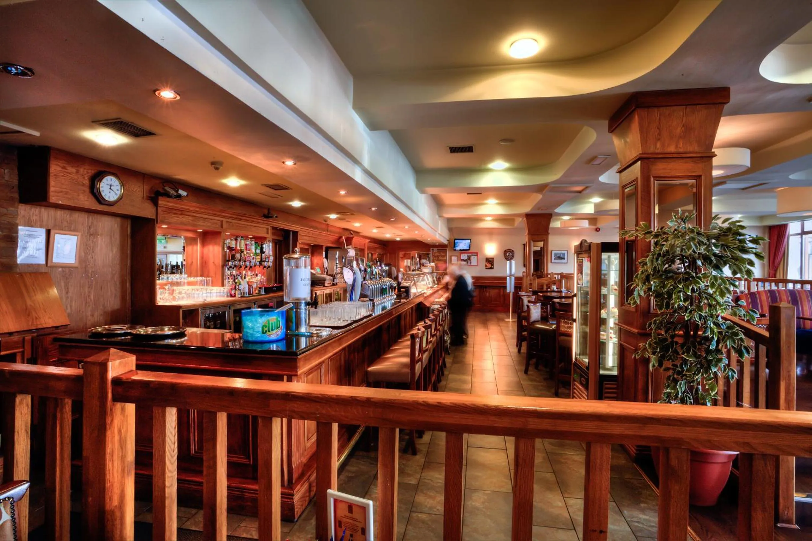 Lounge or bar in West County Hotel