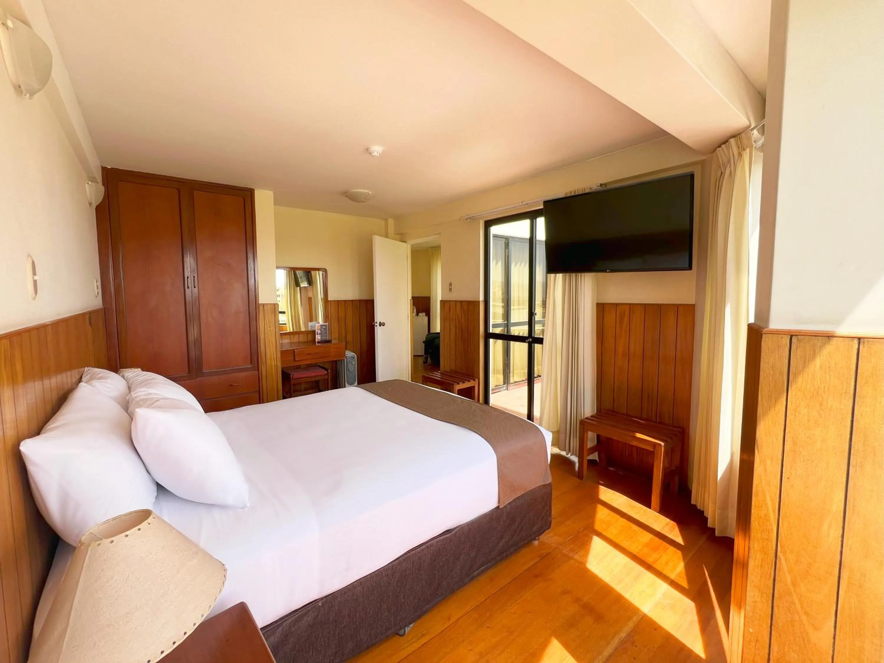 Photo of the whole room, Bed in DM Hoteles Arequipa