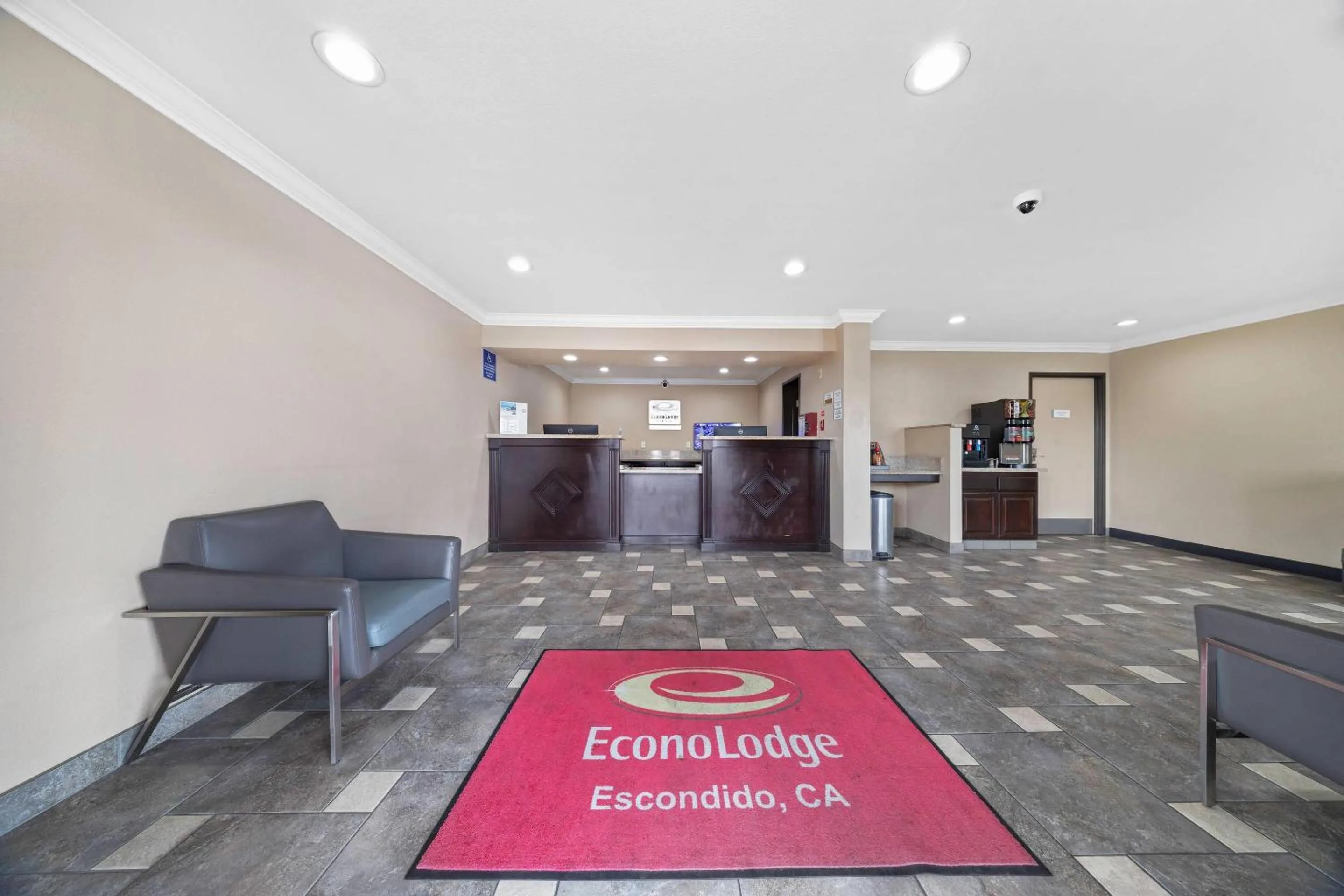 Lobby or reception in Econo Lodge Inn & Suites Escondido Downtown