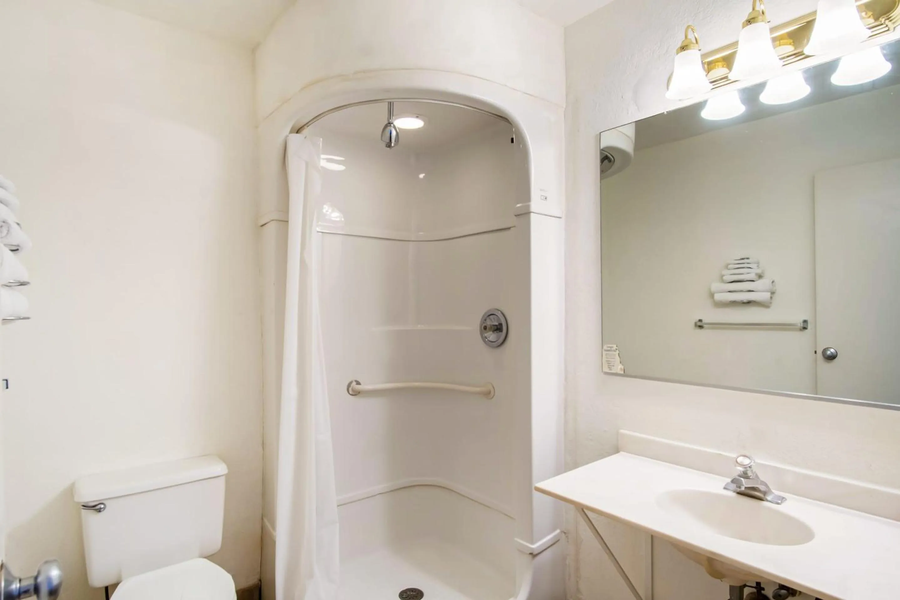 Bathroom in Budgetlodge