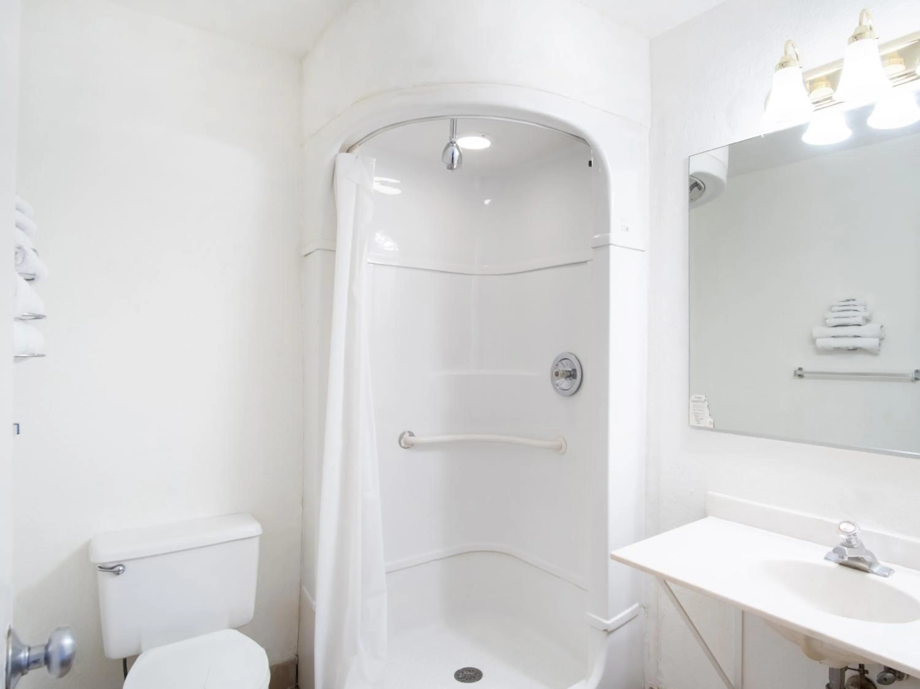 Bathroom in Budgetlodge