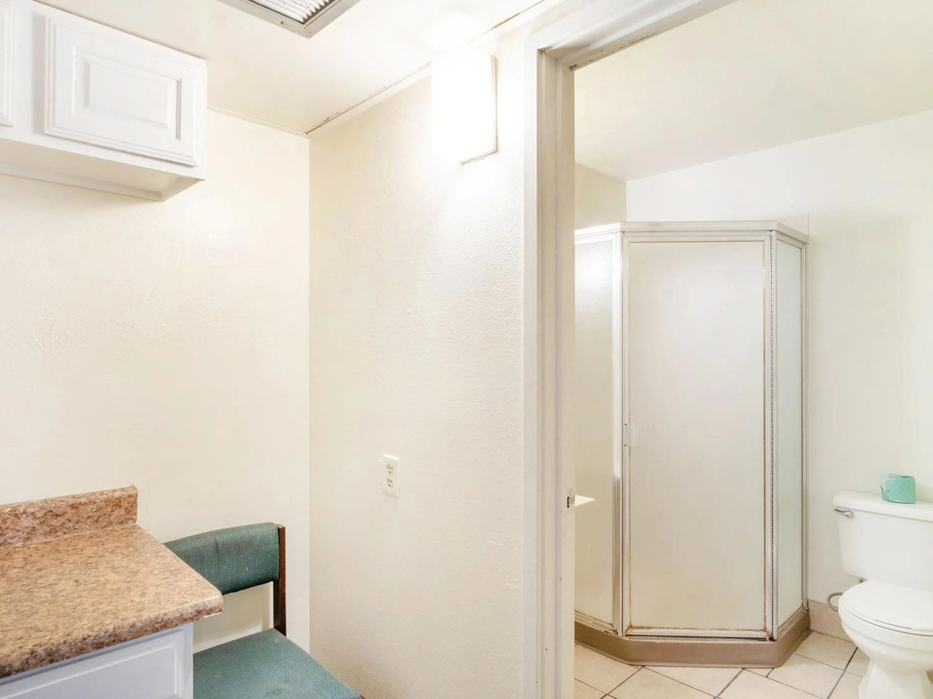 Bathroom in Budgetlodge