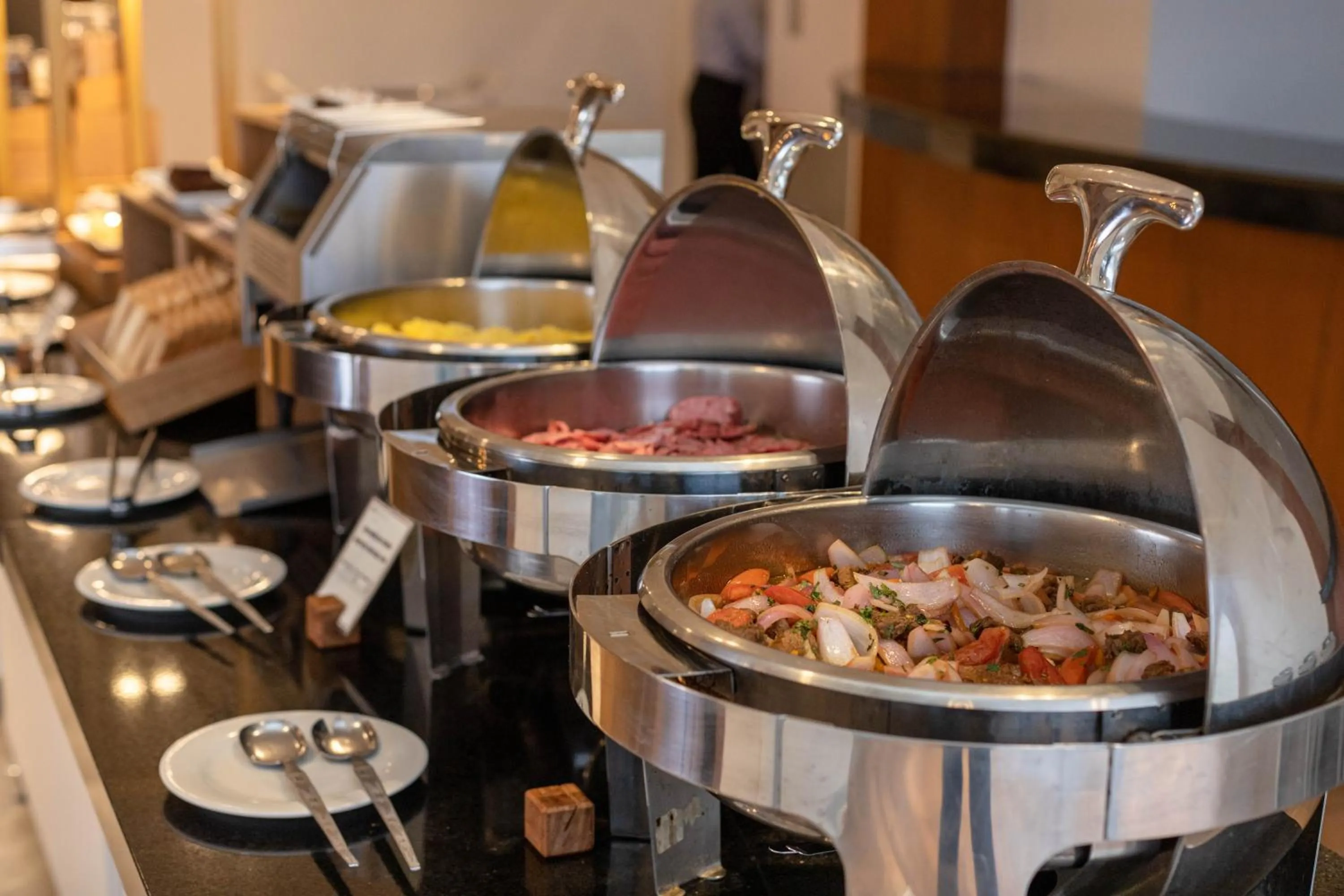 Buffet breakfast in DM Hoteles Tacna