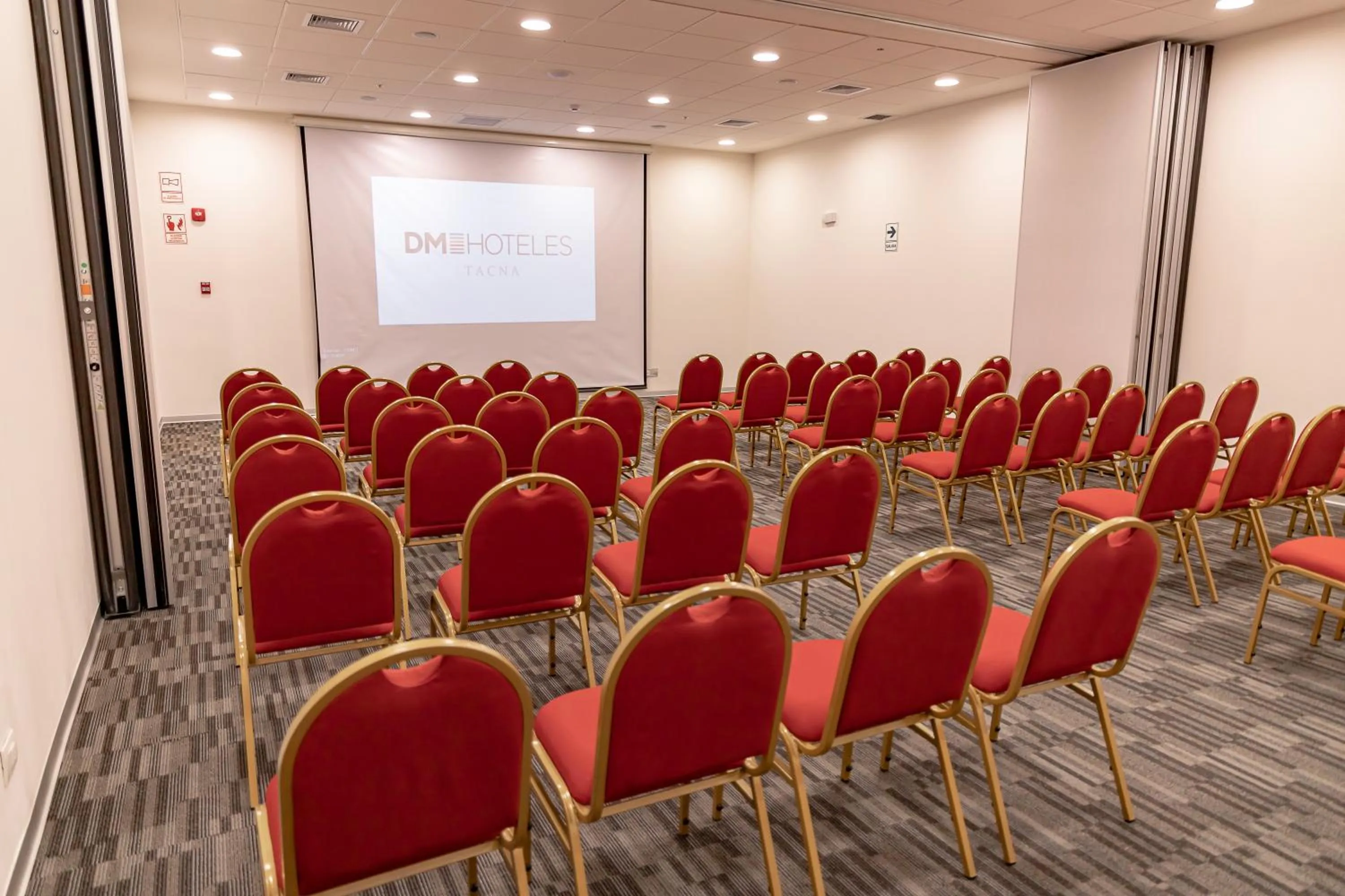 Meeting/conference room in DM Hoteles Tacna