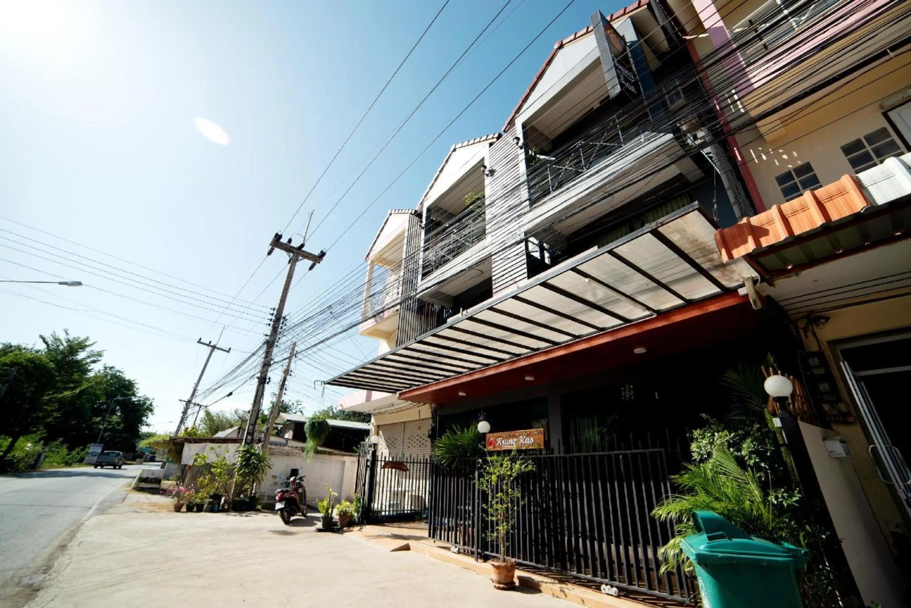 Neighbourhood in OYO 465 Krung Kao Traveller Lodge