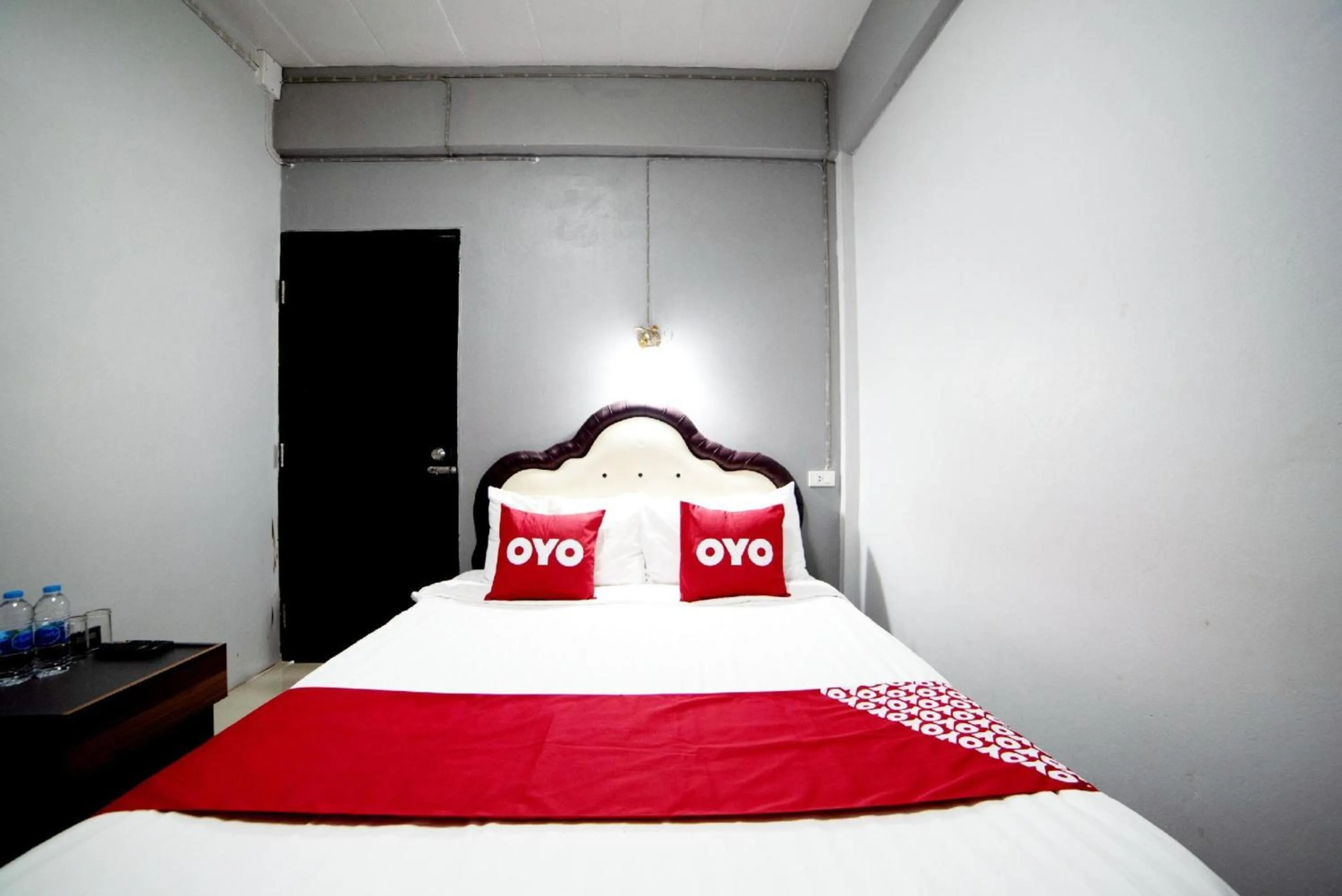 Bedroom, Bed in OYO 465 Krung Kao Traveller Lodge