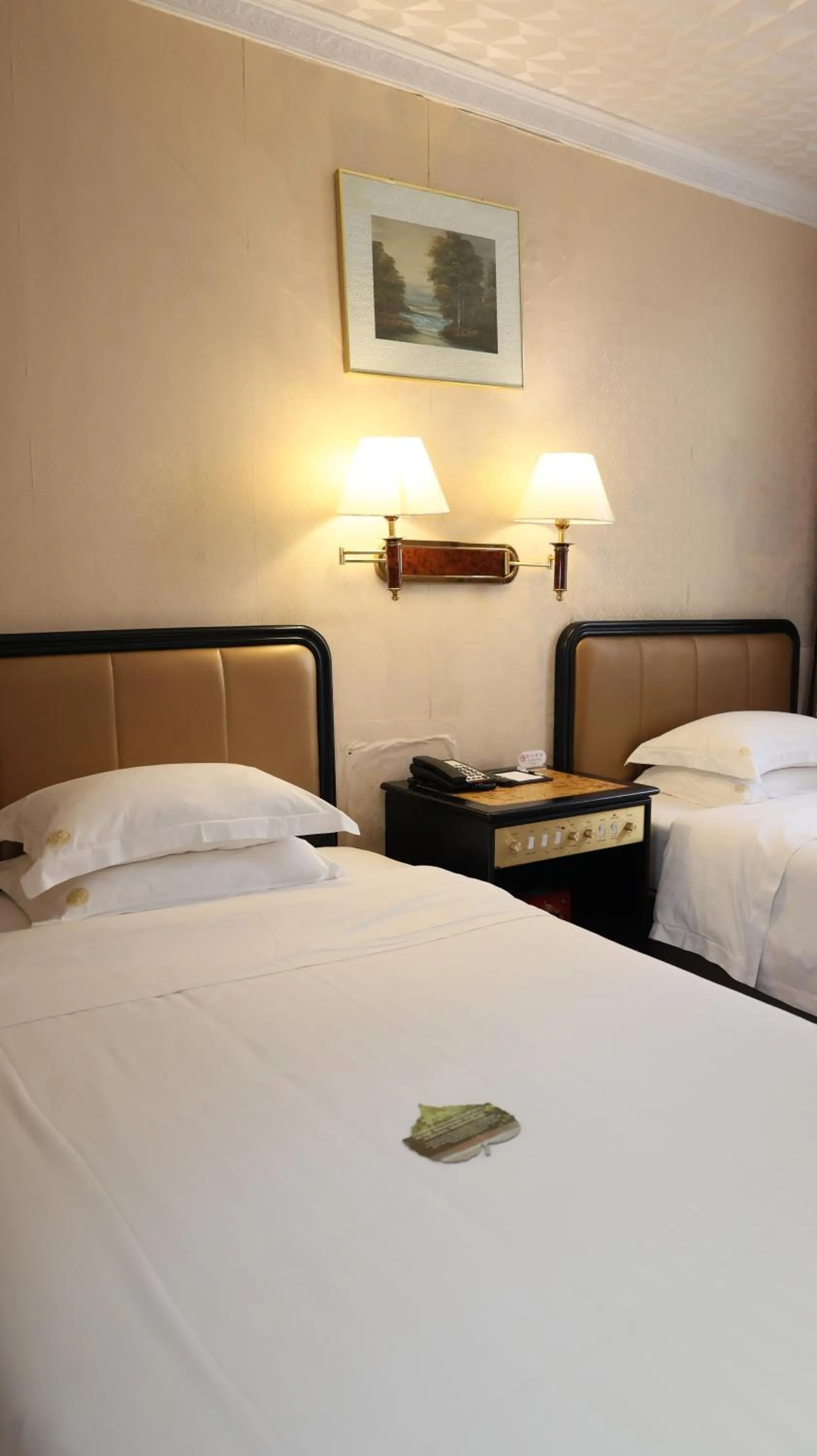 Bed in Guangzhou Aiqun Hotel - Canton Fair Free Shuttle Bus during Canton Fair period
