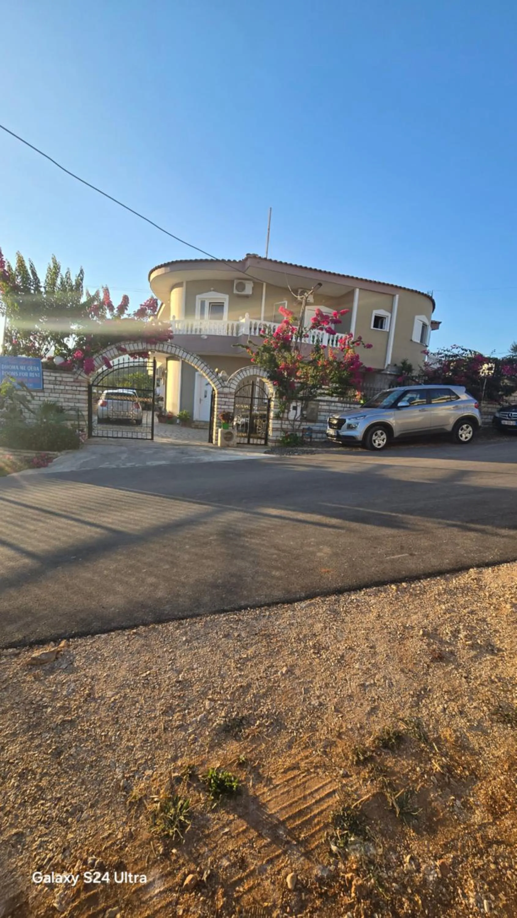 Property building in Vila Zeqo Muka 1