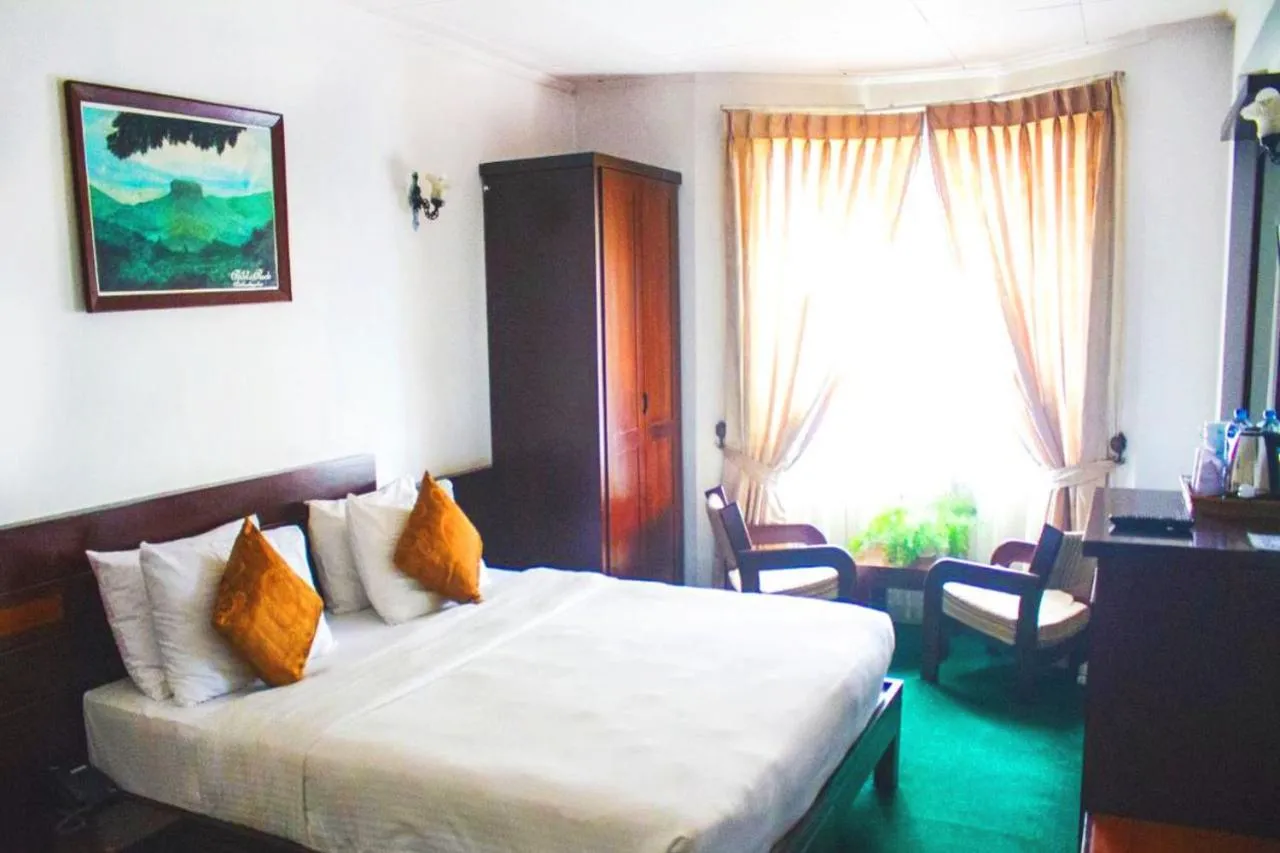 Bedroom, Bed in The Rock Hotel