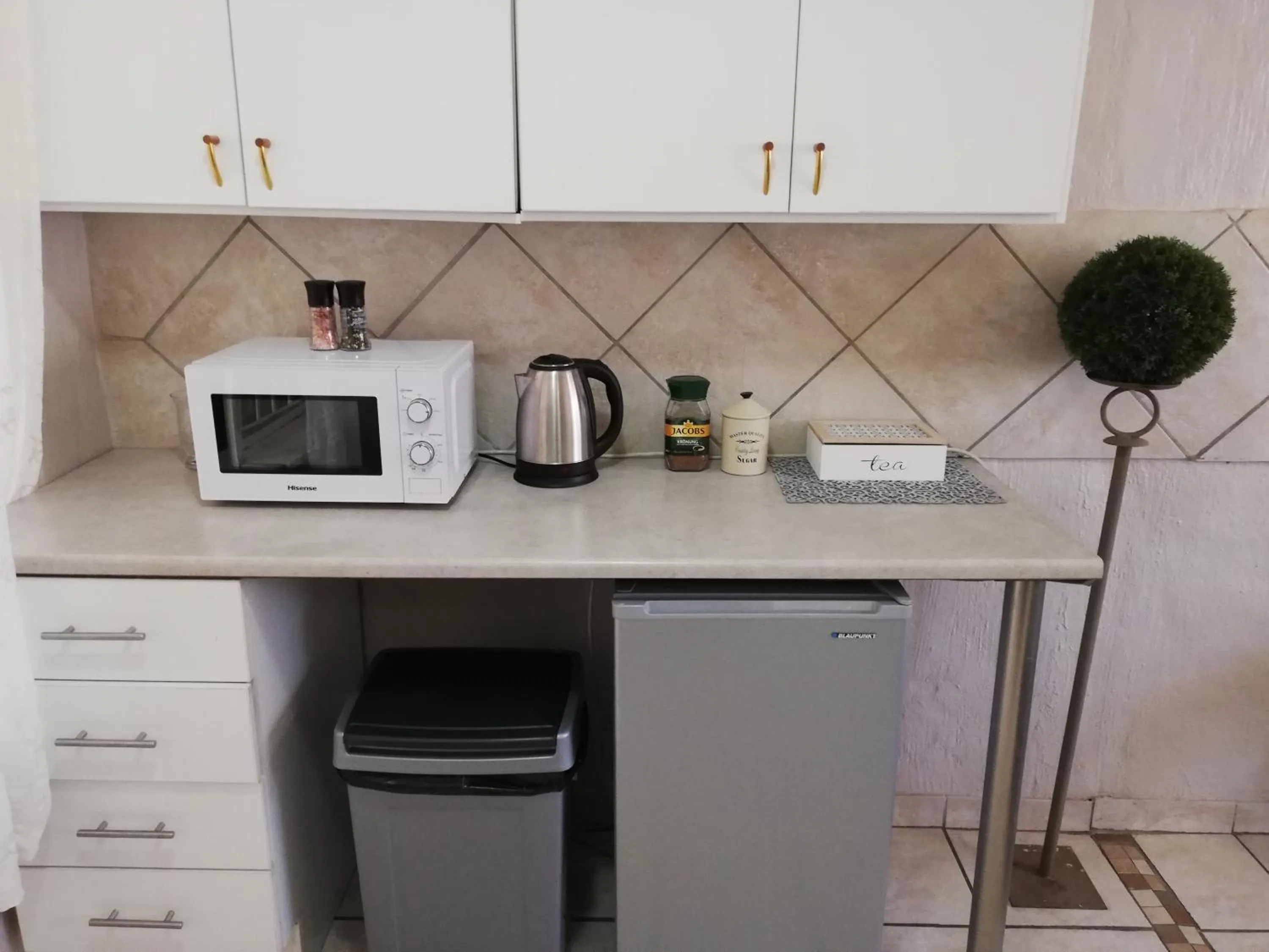 Garsfontein Bed and Breakfast