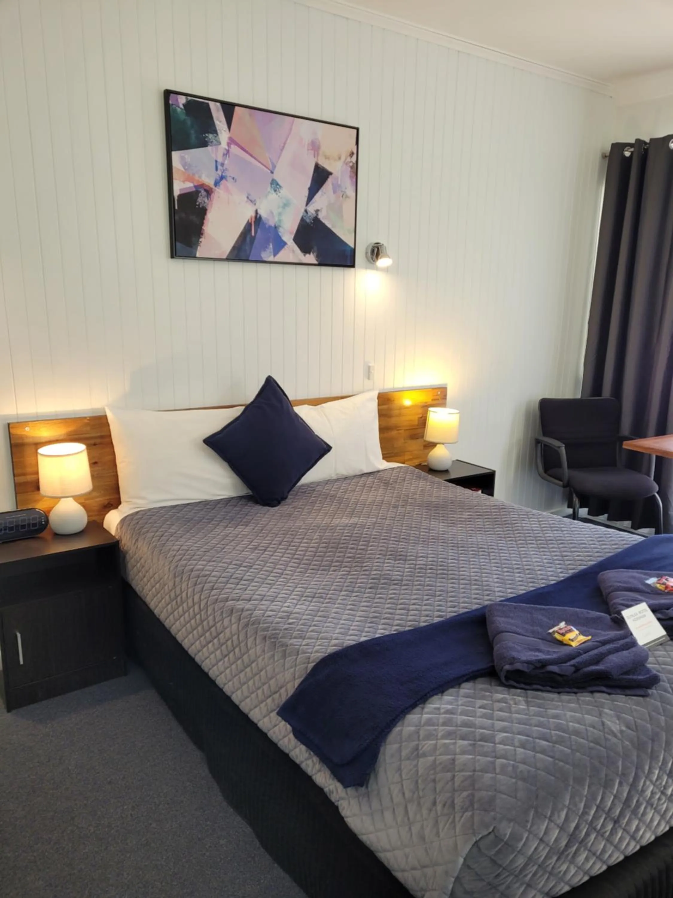 Bedroom, Bed in Glynlea Motel