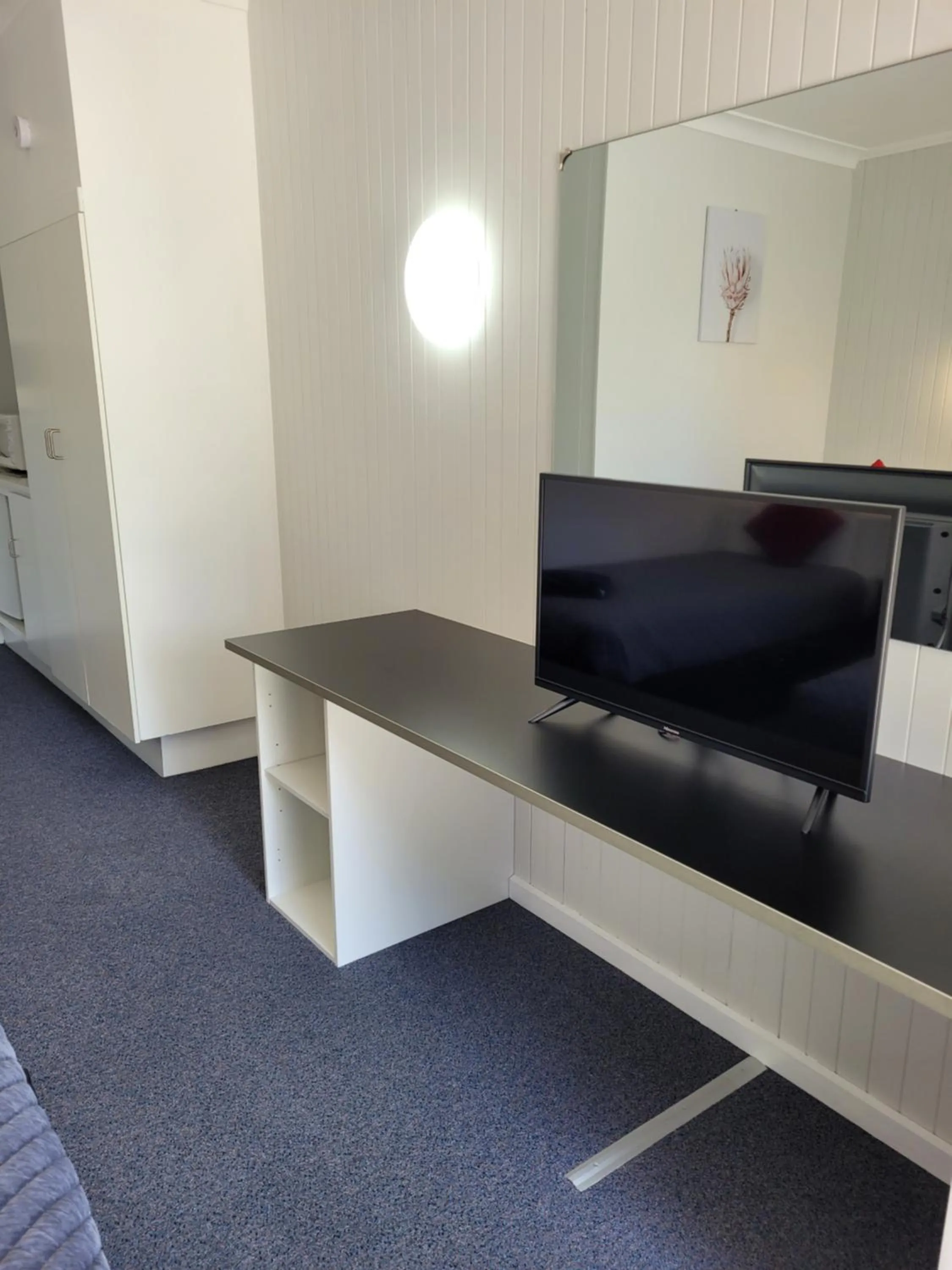 TV and multimedia in Glynlea Motel