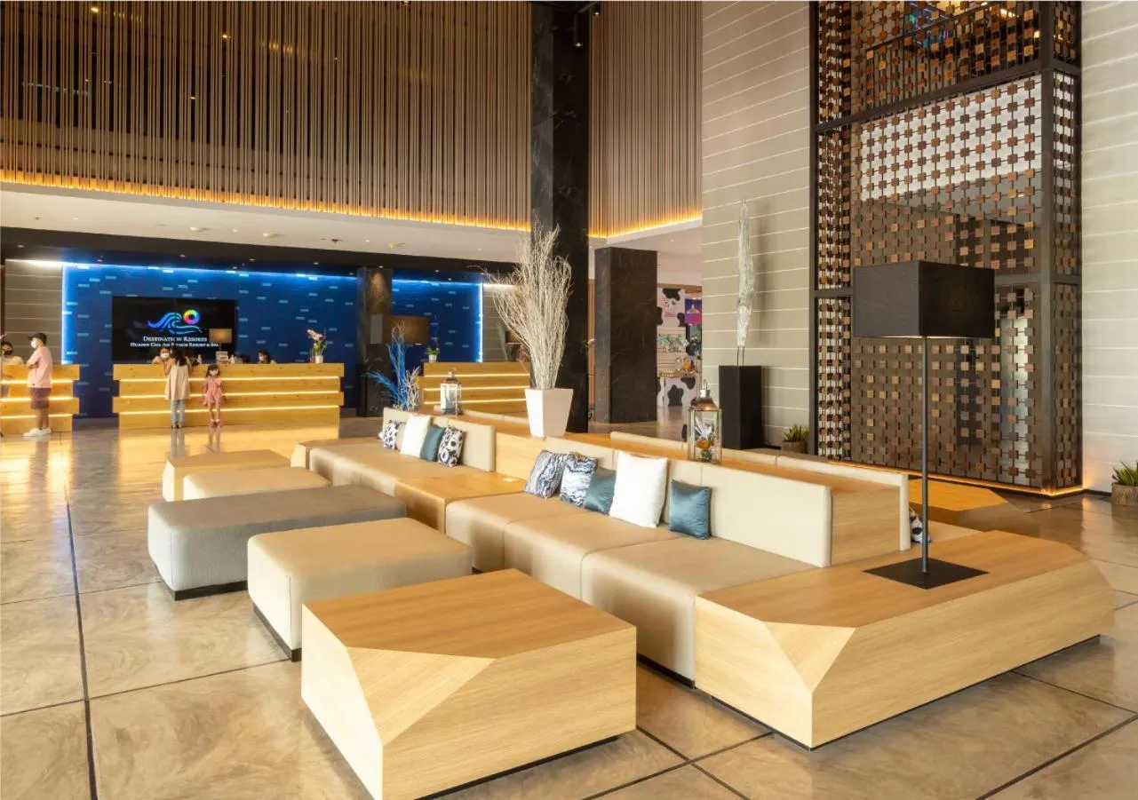 Lobby or reception in Radisson Resort & Spa Hua Hin