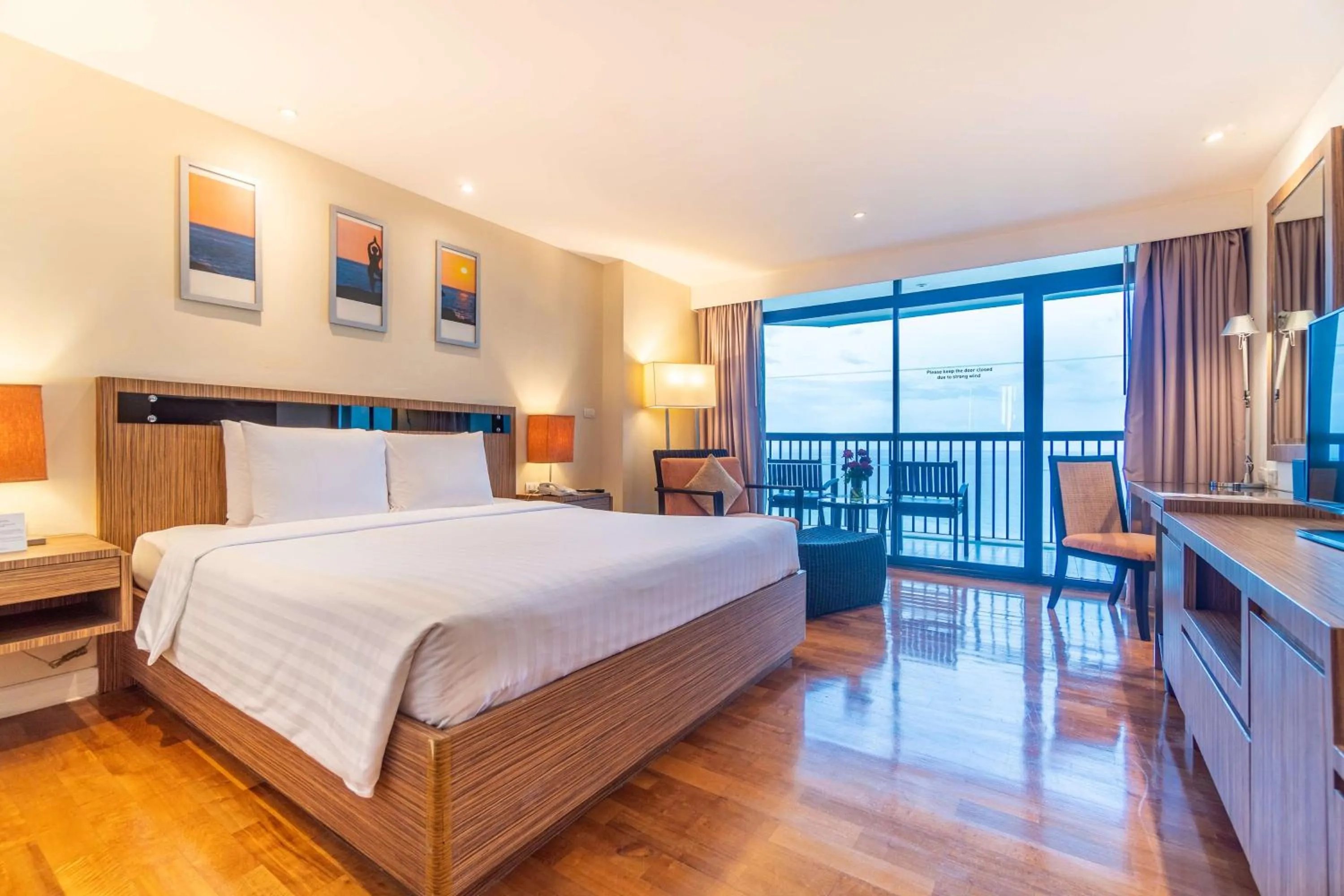 Photo of the whole room, Bed in Radisson Resort & Spa Hua Hin