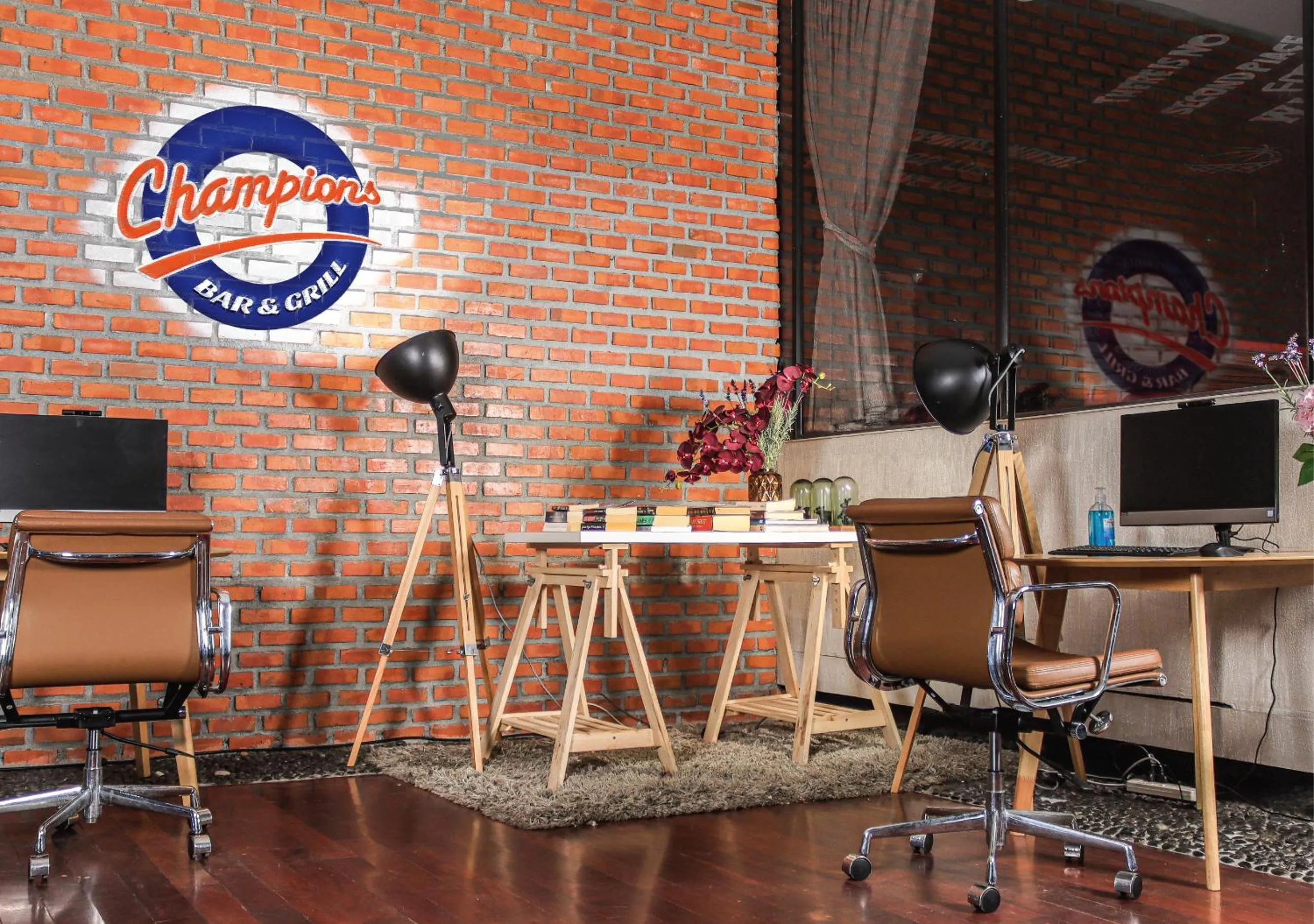 Lounge or bar in Radisson Resort & Spa Hua Hin