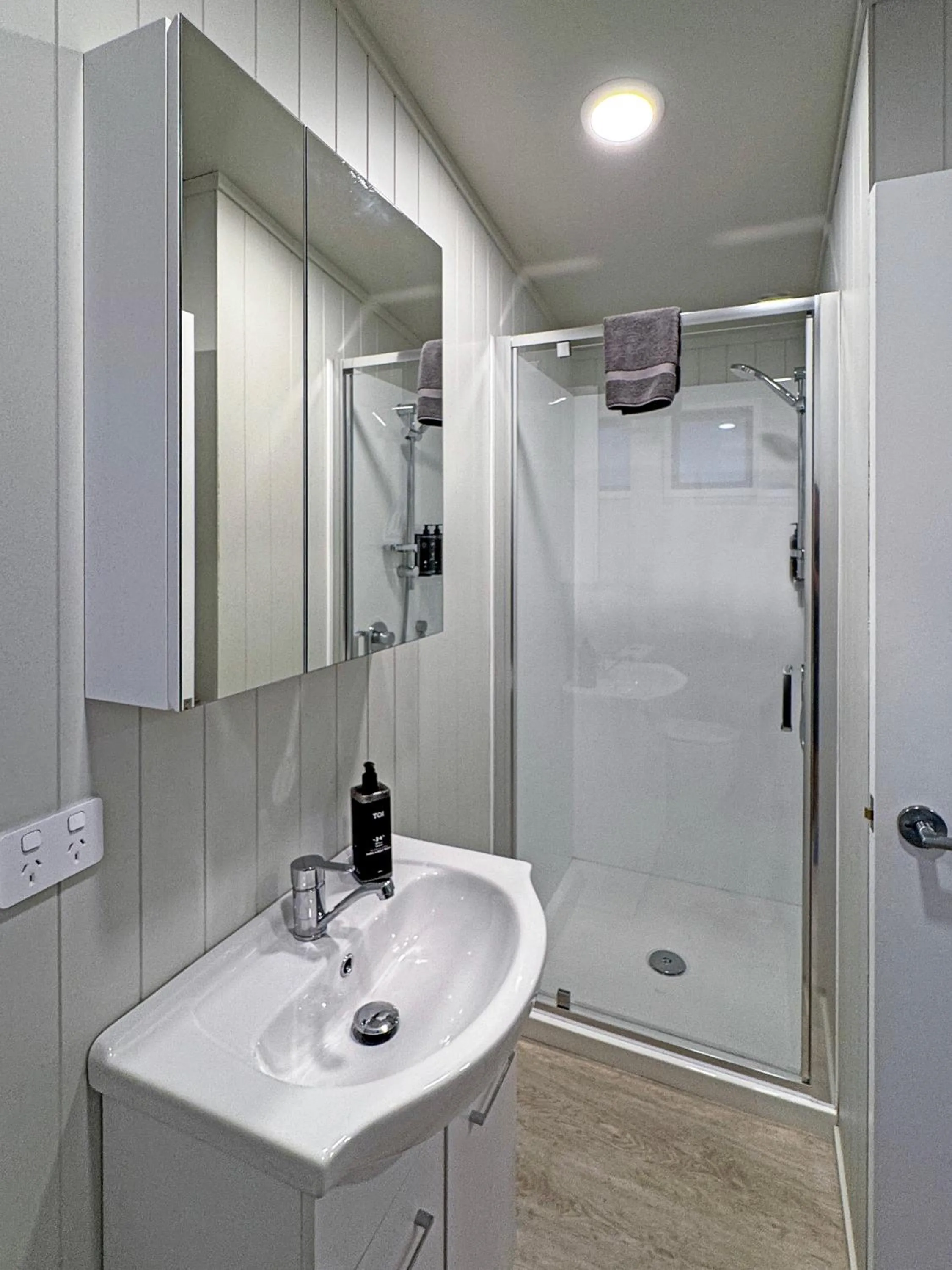 Bathroom in Coromandel Shelly Beach TOP 10 Holiday Park