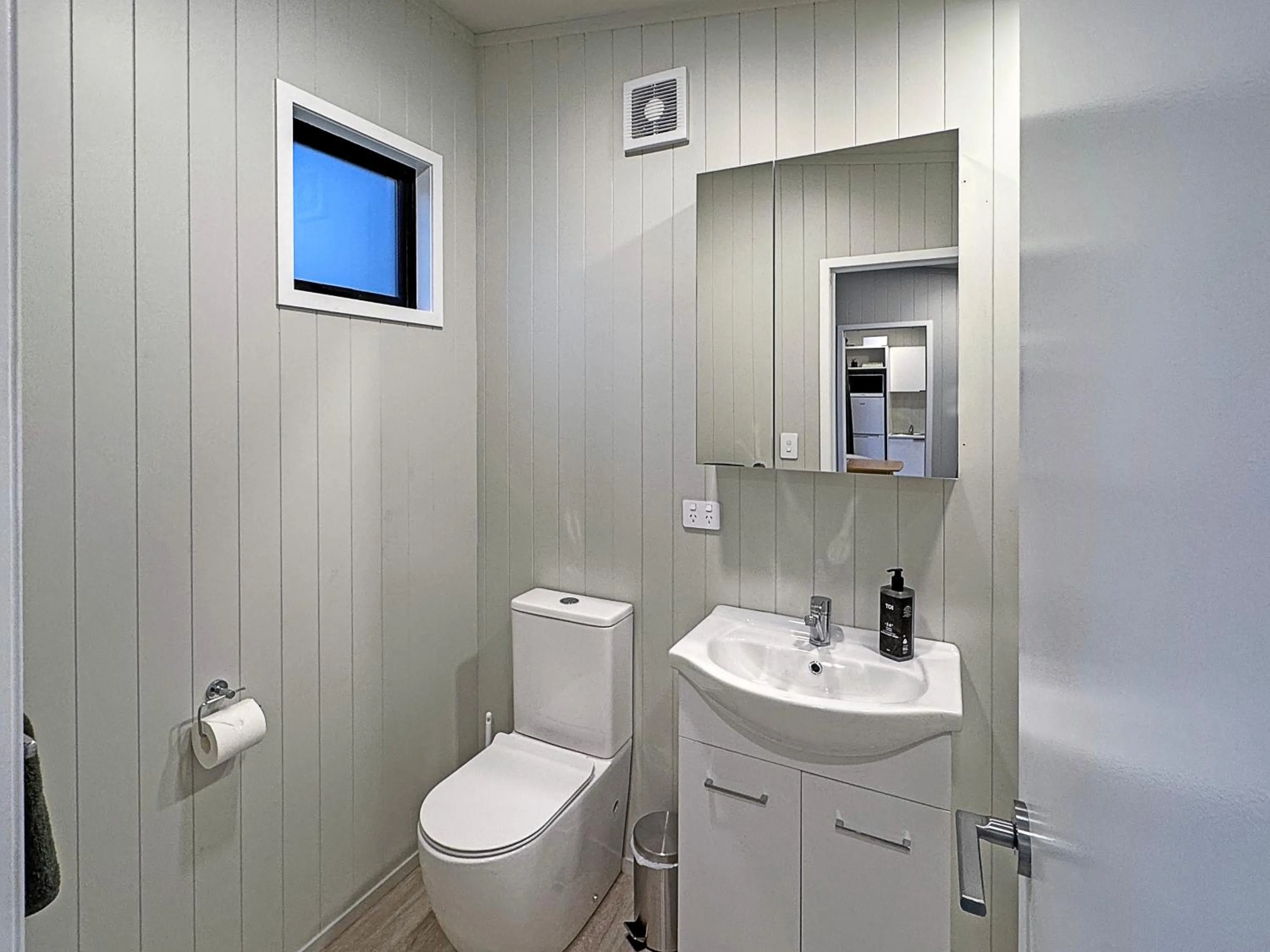 Bathroom in Coromandel Shelly Beach TOP 10 Holiday Park