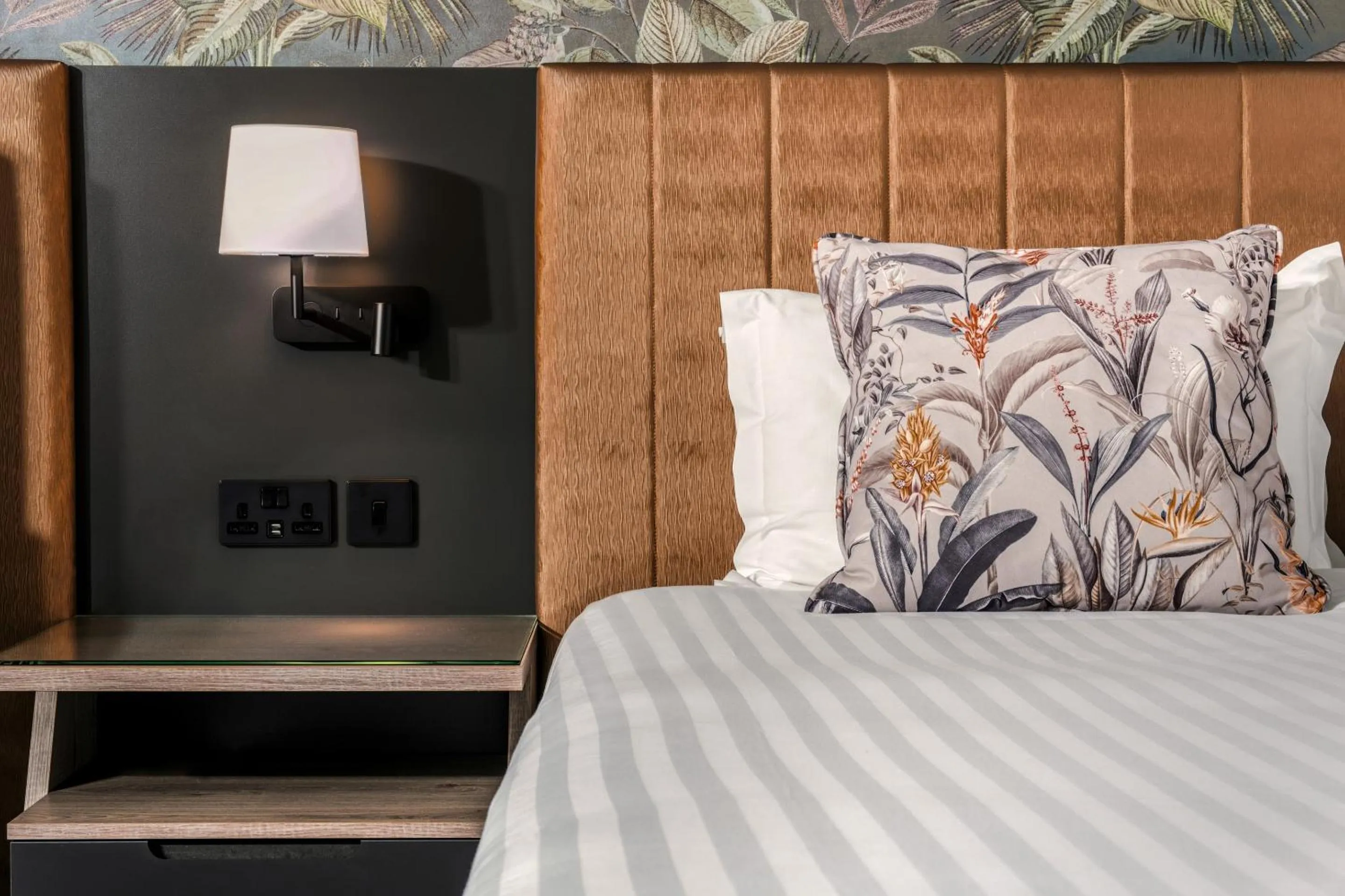 Bed in Hotel Kilkenny