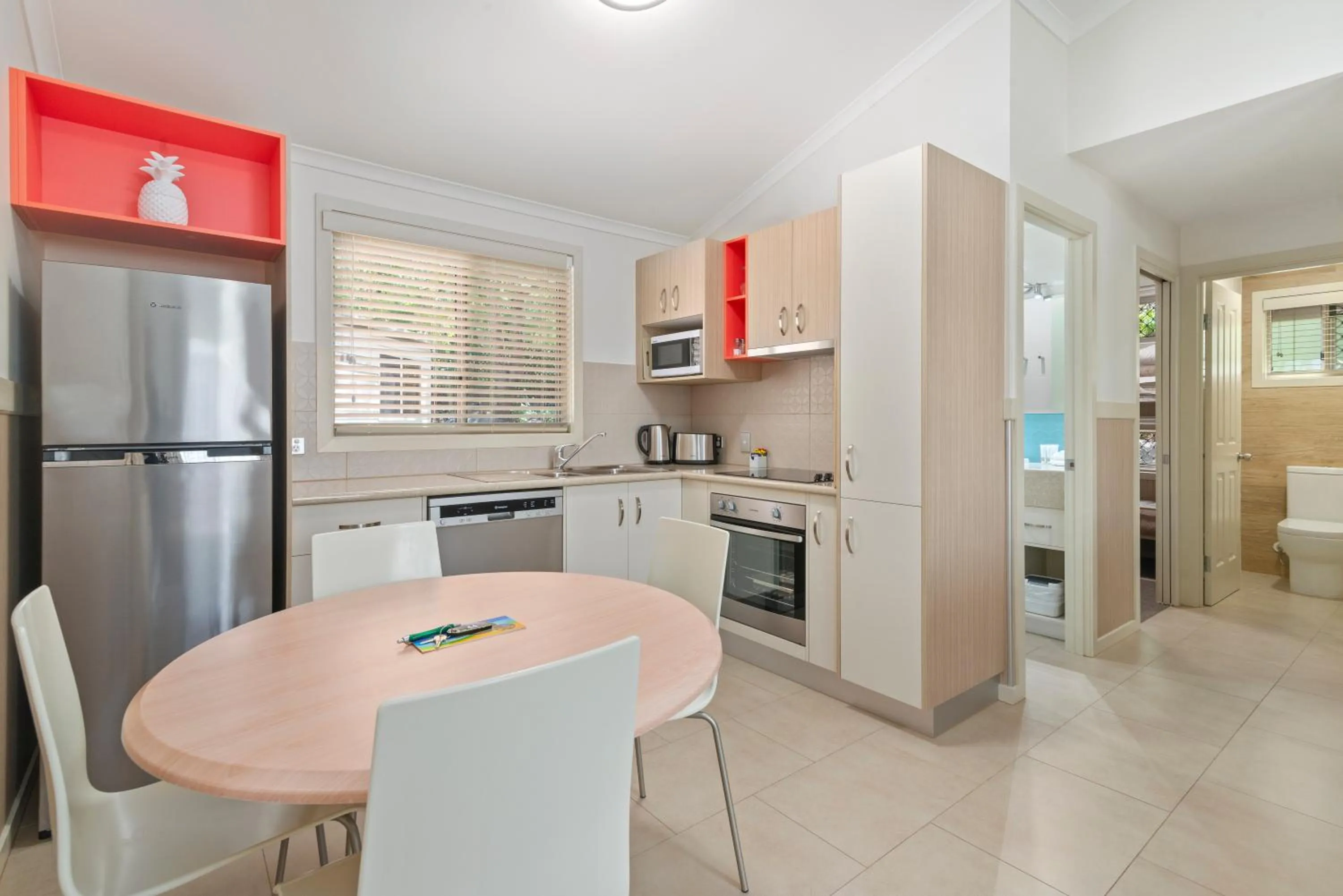 Kitchen or kitchenette in Ashmore Palms Holiday Village