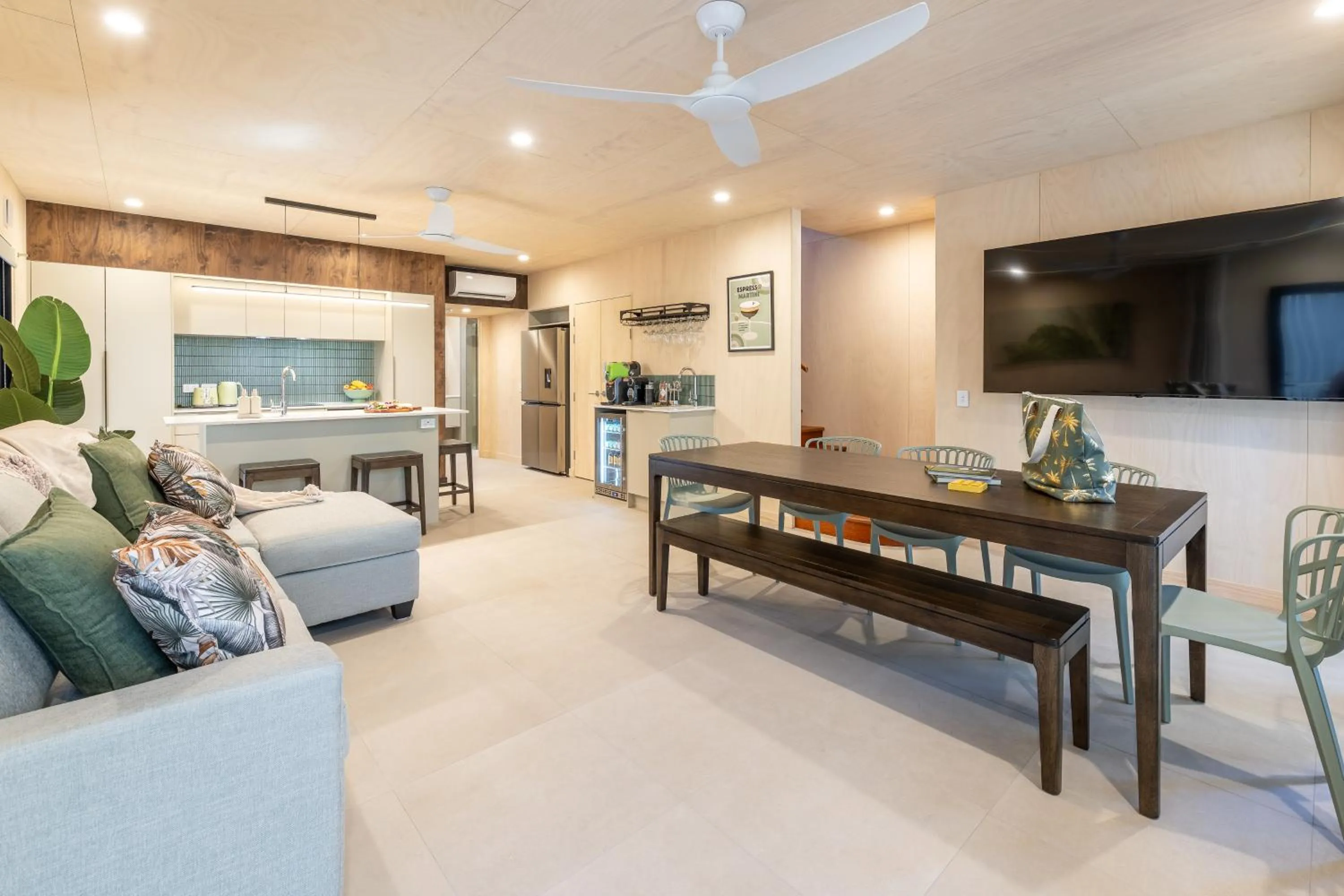 Living room in Ashmore Palms Holiday Village