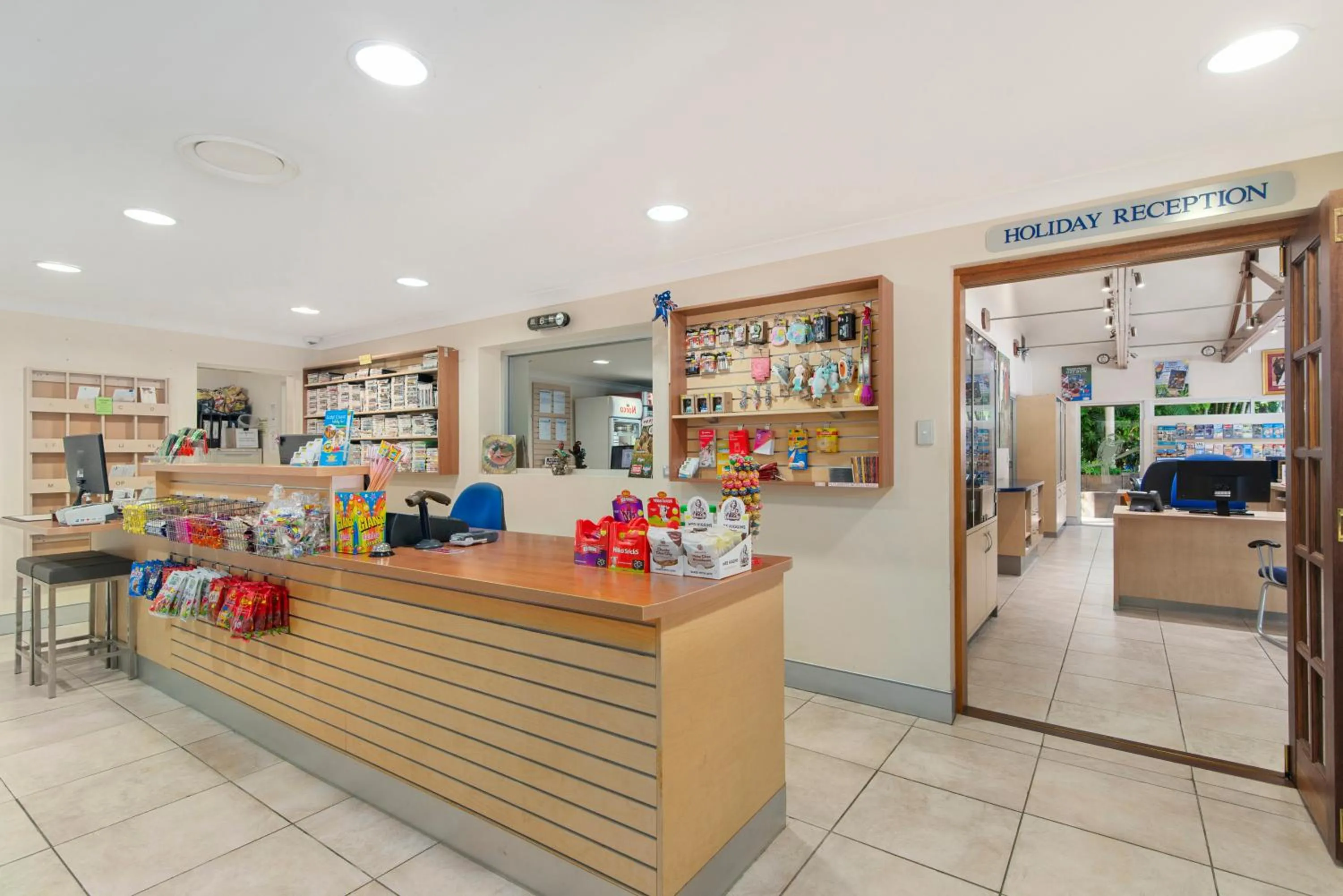 Supermarket/grocery shop in Ashmore Palms Holiday Village