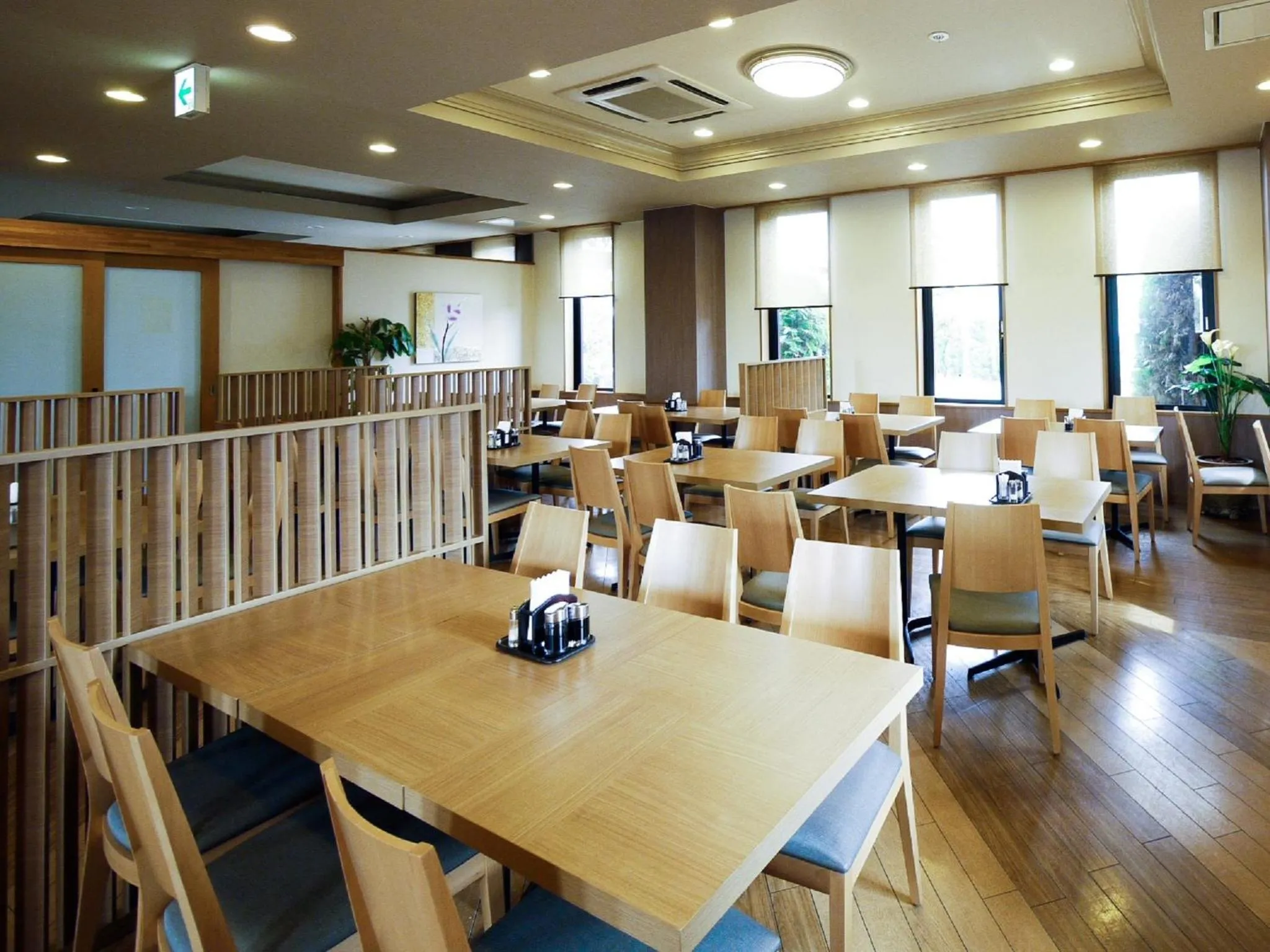 Restaurant/places to eat in Hotel Route-Inn Yonezawa Ekihigashi