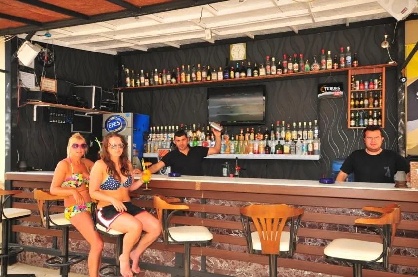 Lounge or bar in Ozturk Apart Hotel