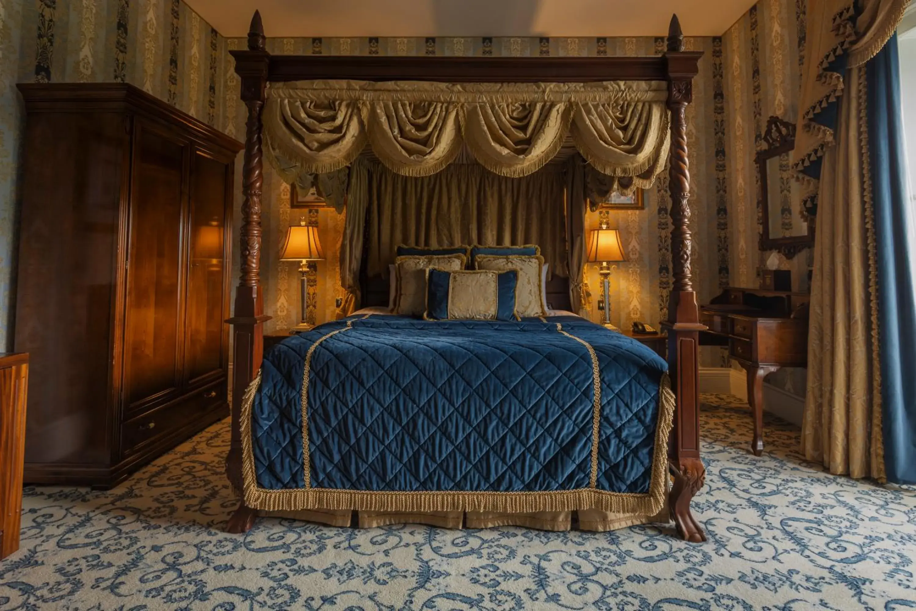 Deluxe Double Room in Lough Rynn Castle Deluxe Double Room in Lough Rynn Castle
