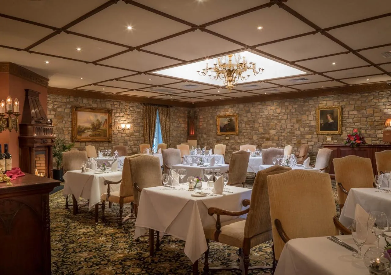 Restaurant/places to eat in Lough Rynn Castle