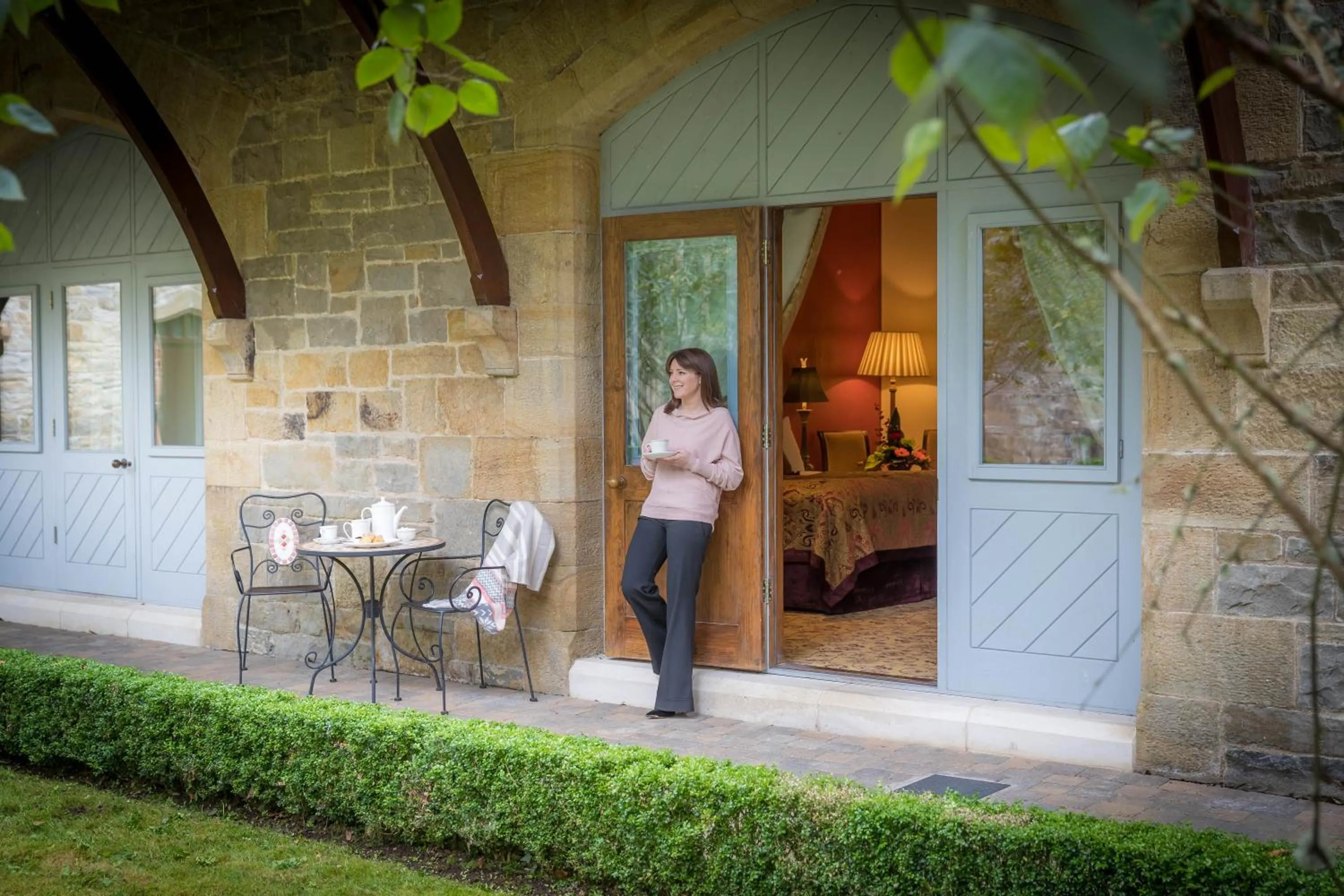 Bedroom in Lough Rynn Castle