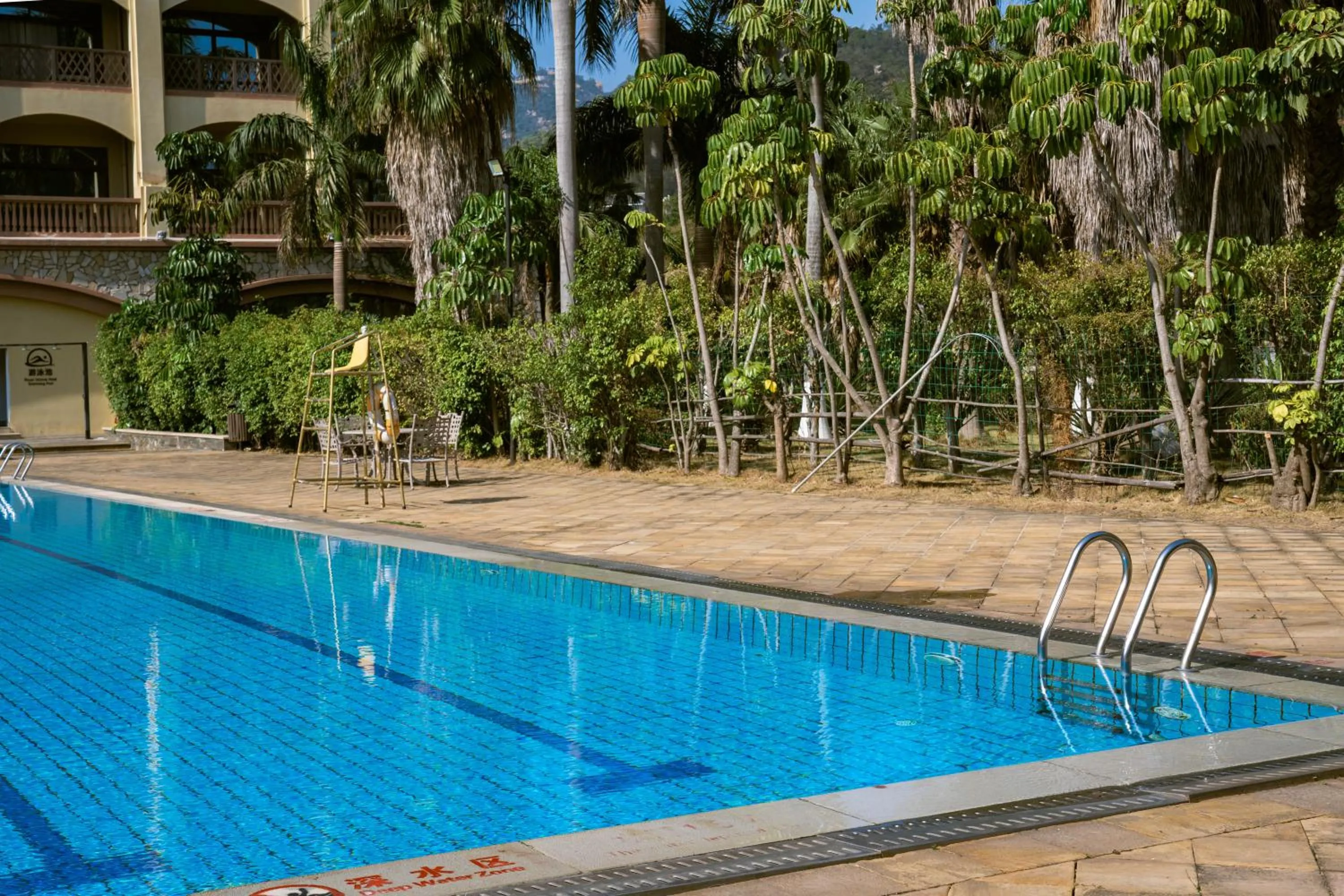 Pool view in Xiamen Royal Victoria Hotel