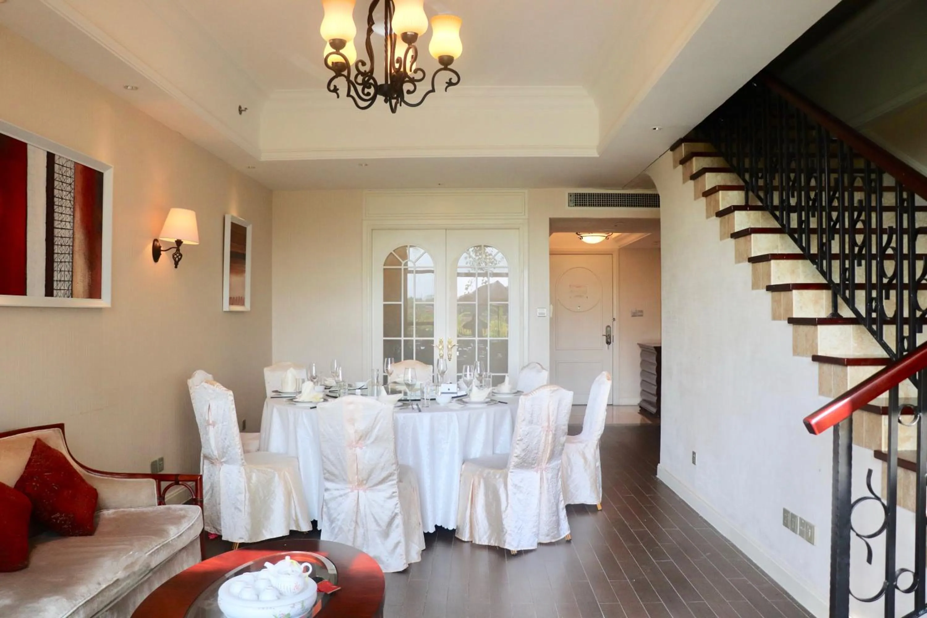 Restaurant/places to eat in Xiamen Royal Victoria Hotel