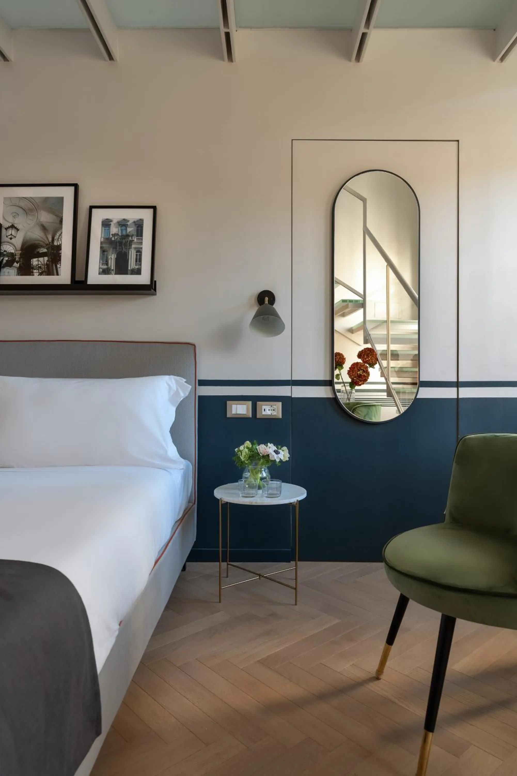 Bedroom, Bed in Velvet Grey Boutique Hotel