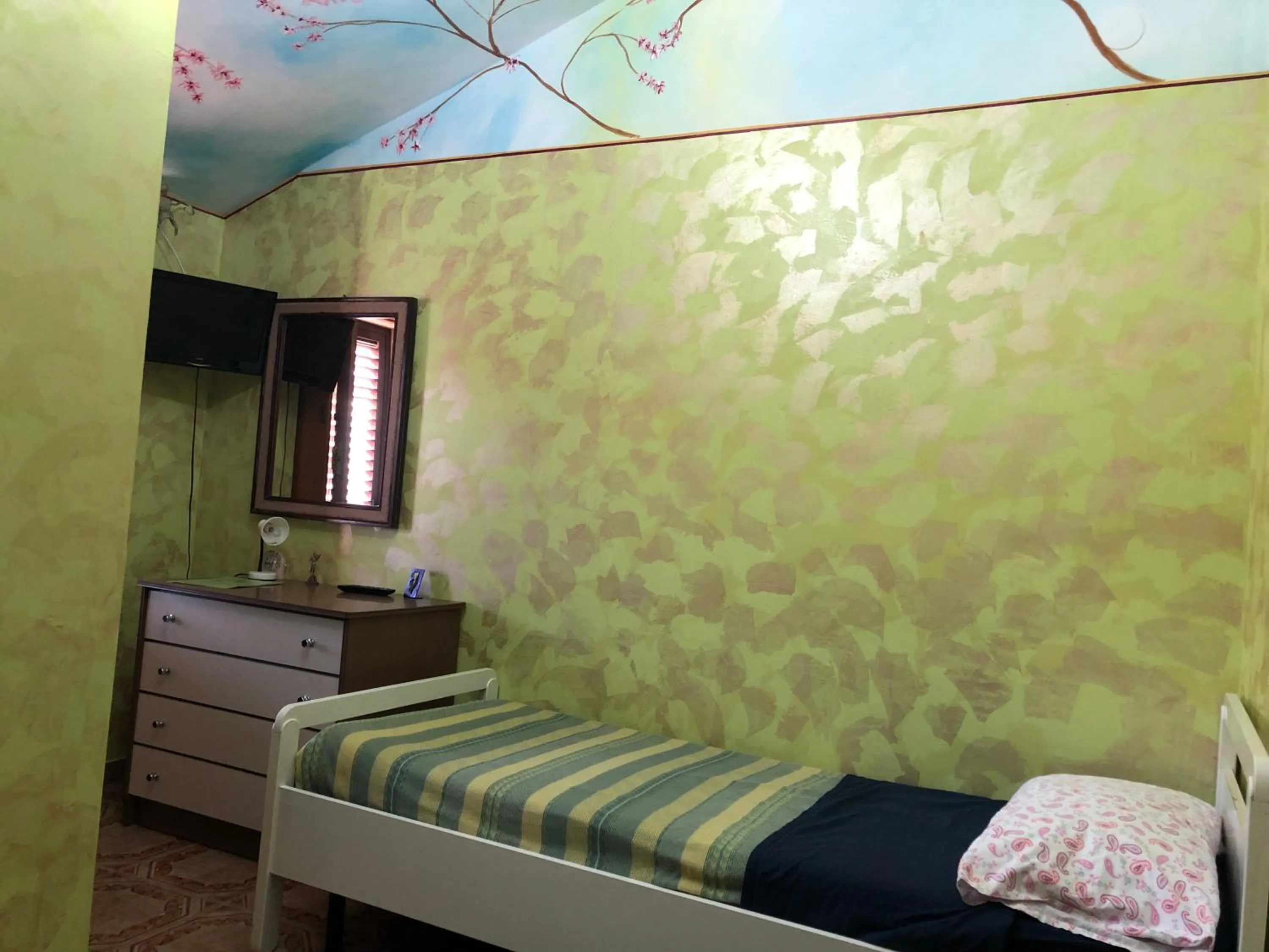 Bed in Bed and Breakfast IL CAVALIERE