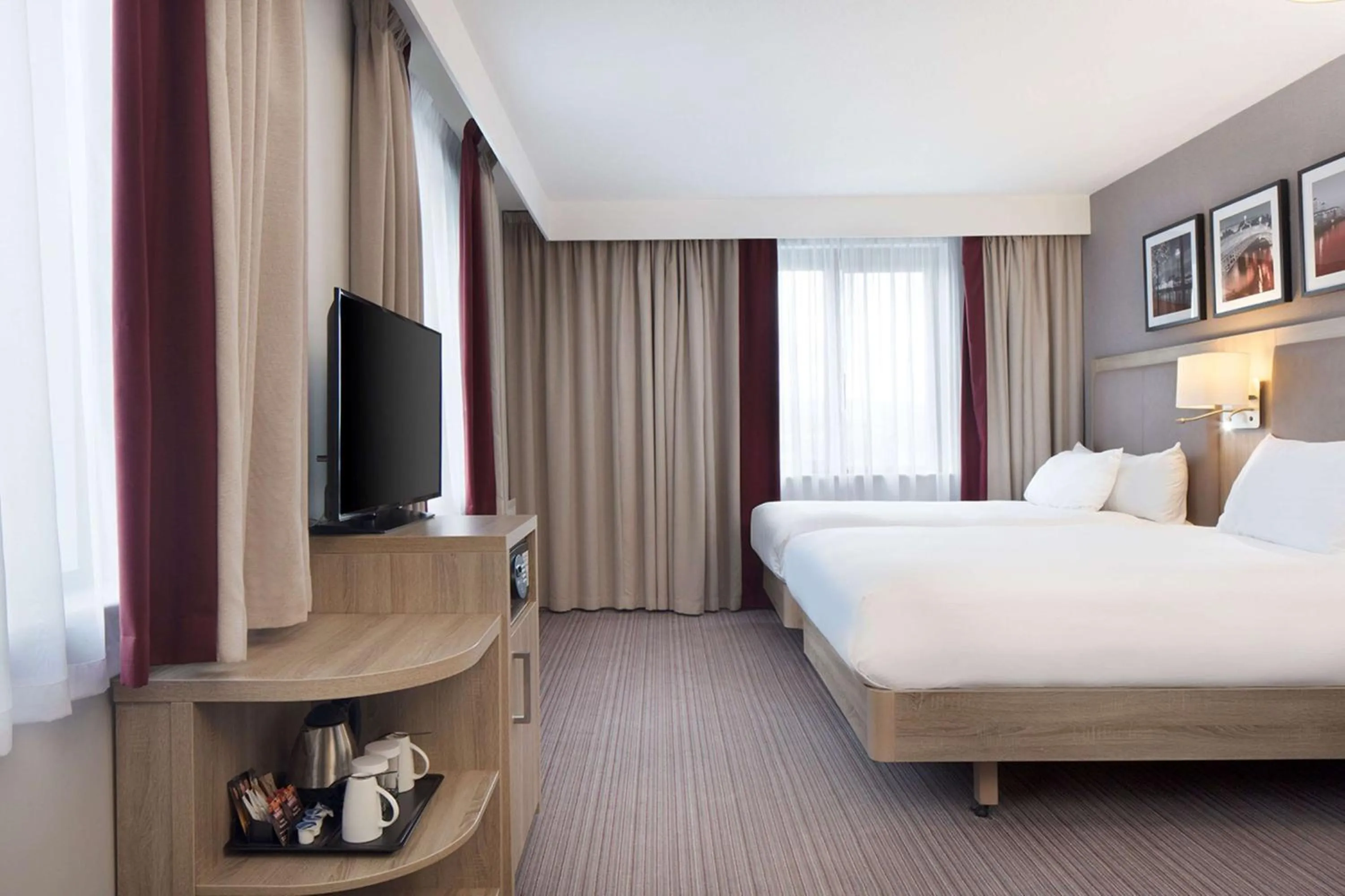 Bed in Hilton Garden Inn Dublin City Centre