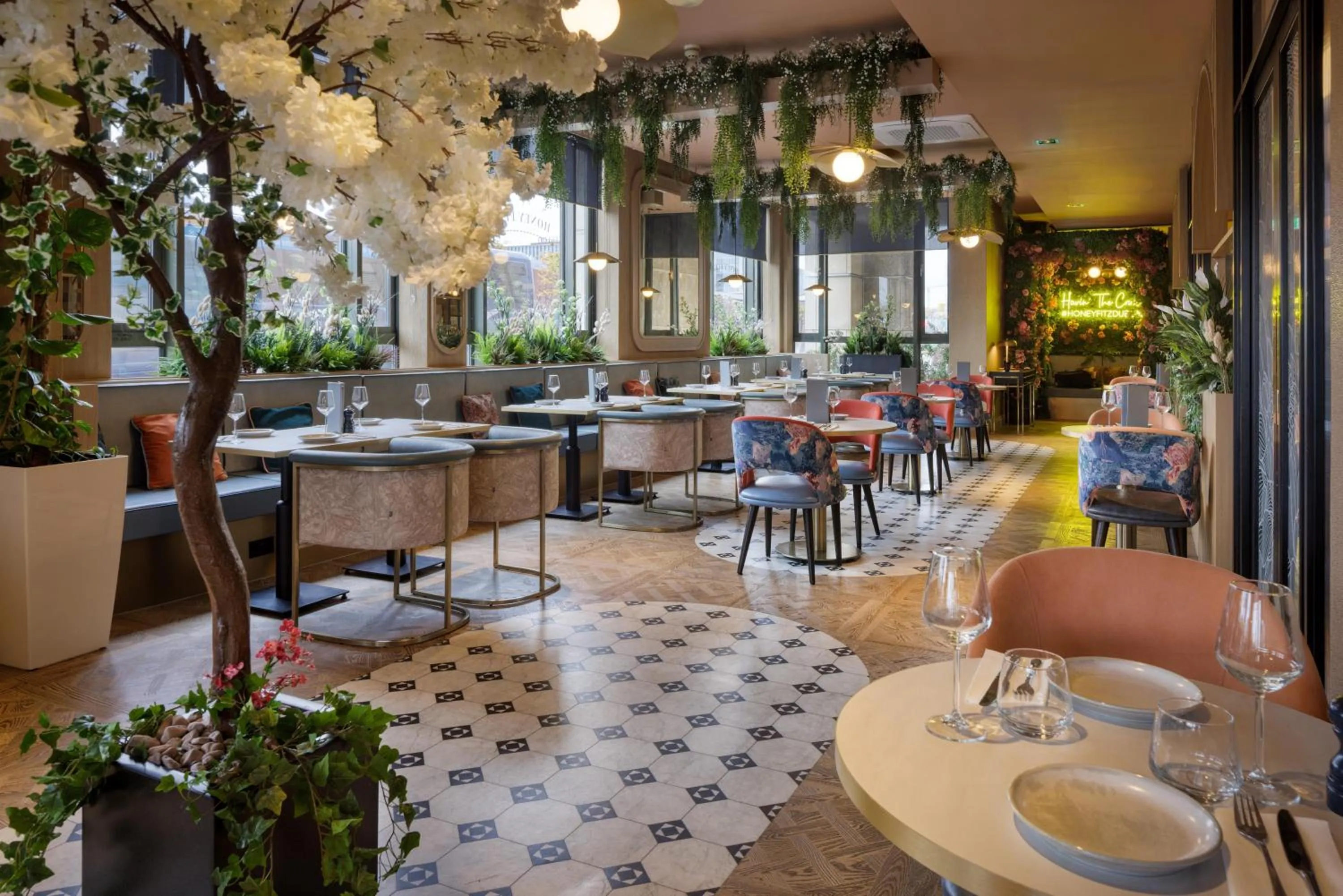 Restaurant/places to eat in Hilton Garden Inn Dublin City Centre