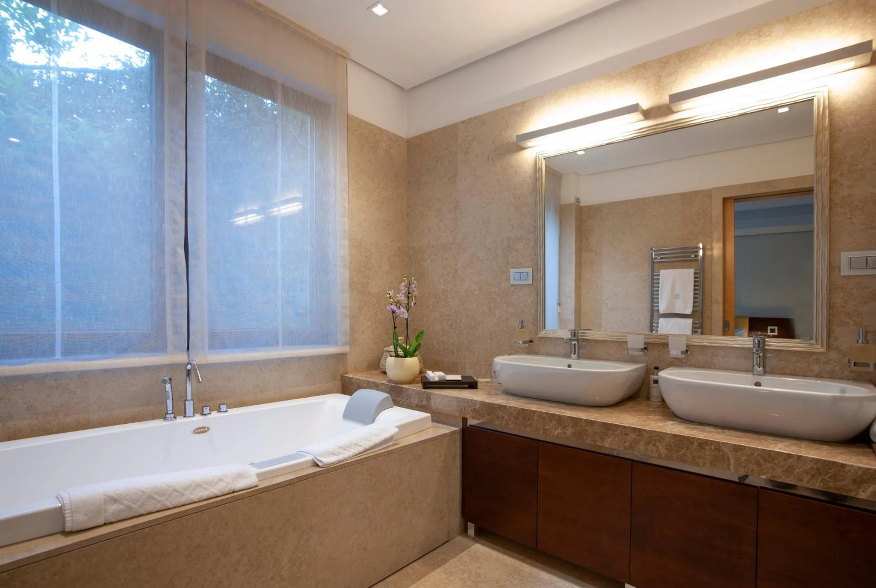 Alexandar Montenegro Luxury Suites & Spa