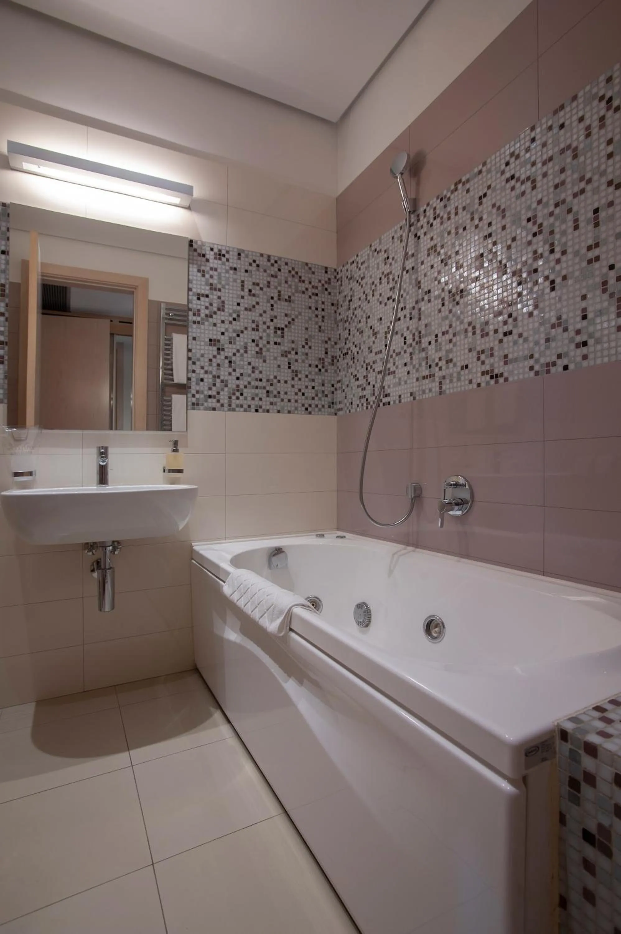 Alexandar Montenegro Luxury Suites & Spa