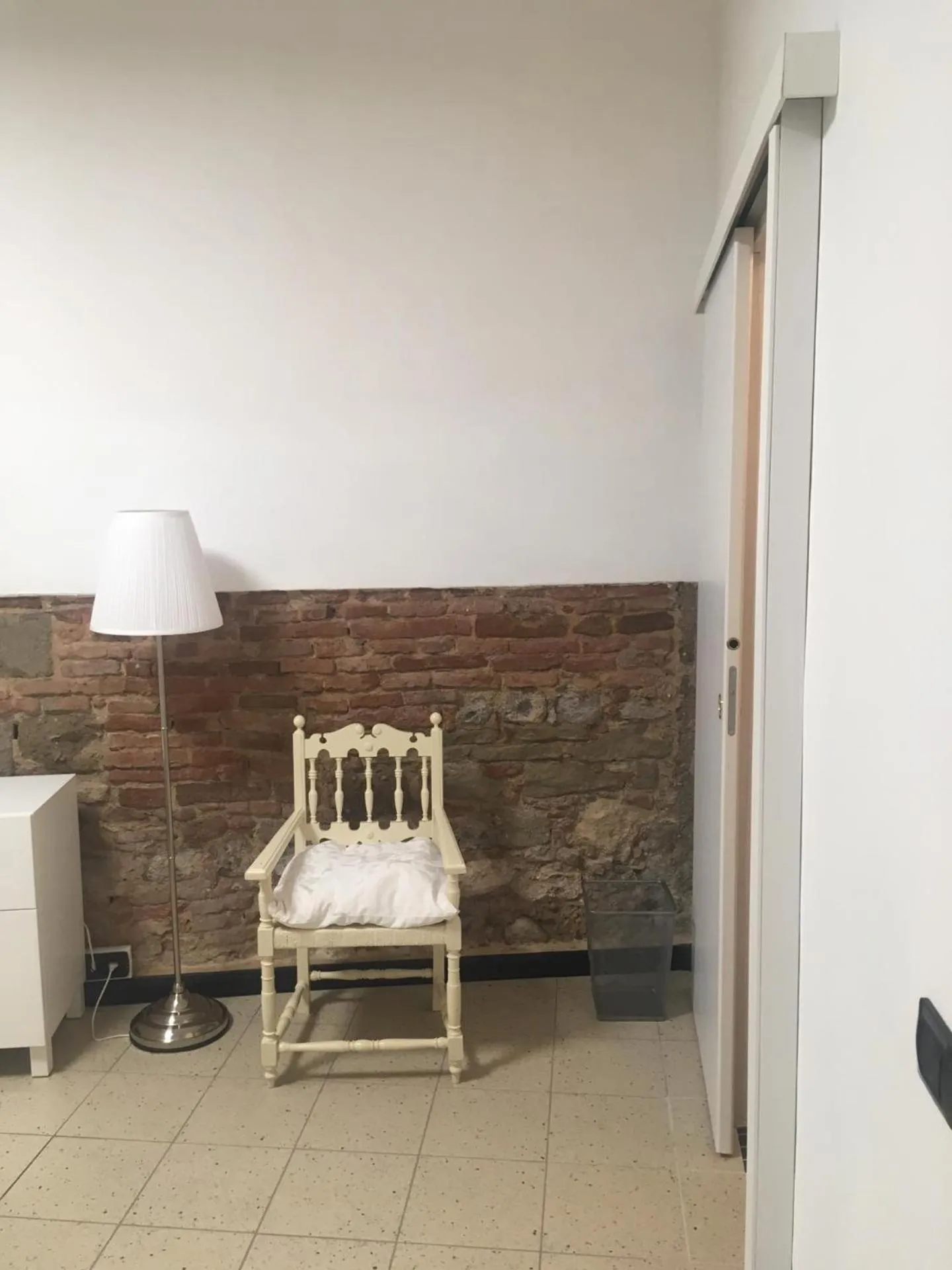 Decorative detail in B&B Juighissa Leonora