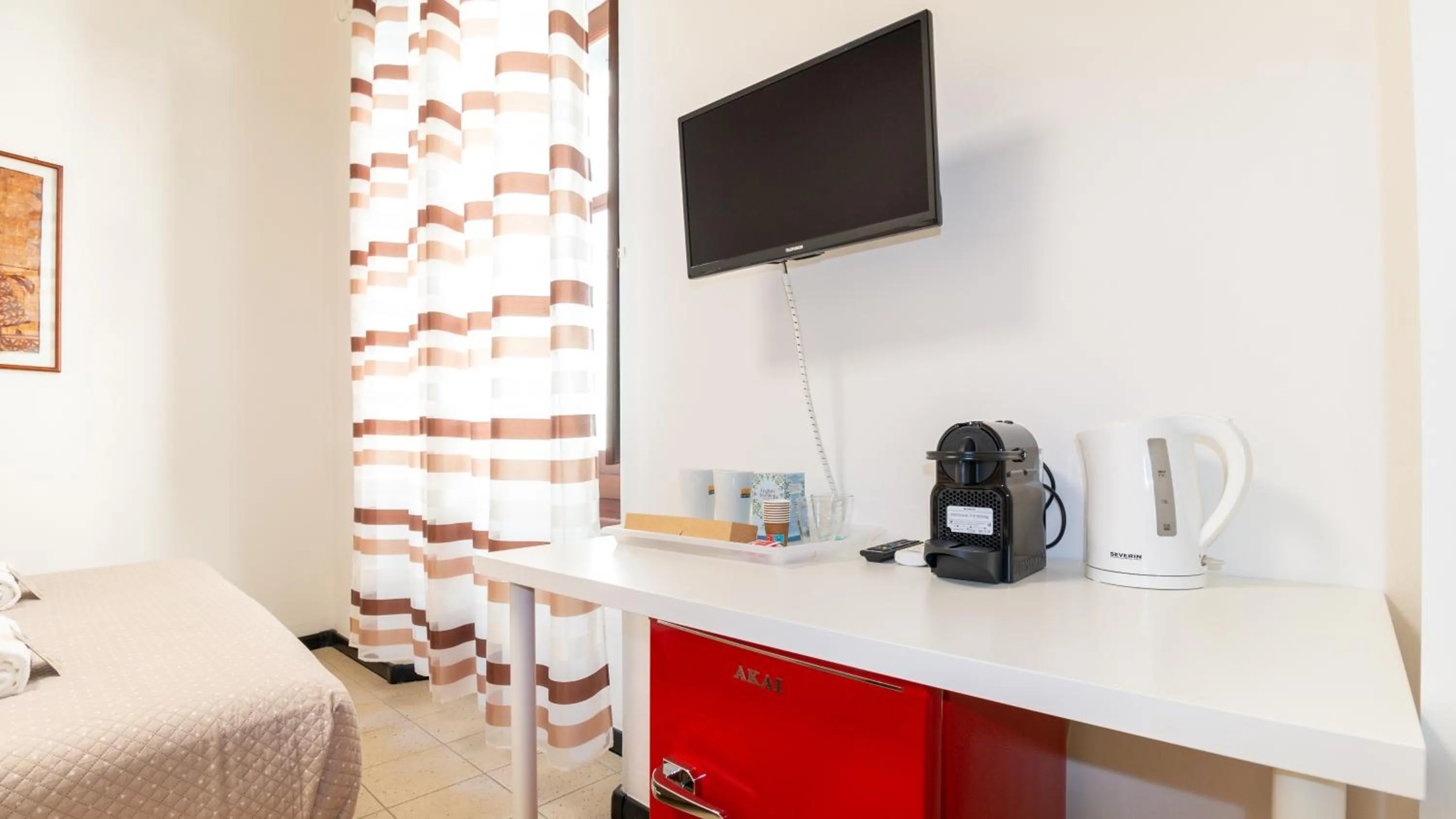 Coffee/tea facilities in Affittacamere Juighissa Leonora