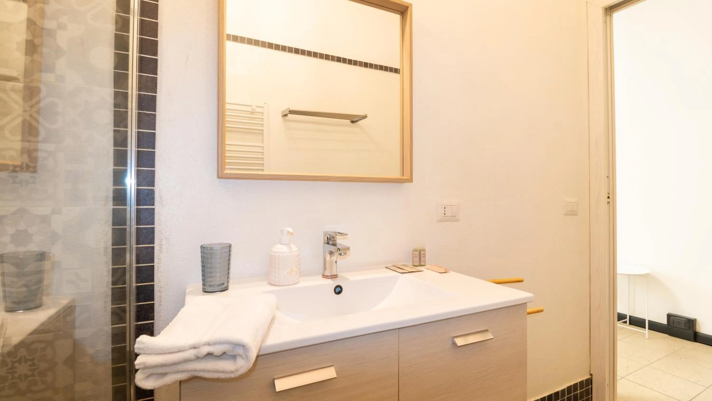 Bathroom in Affittacamere Juighissa Leonora