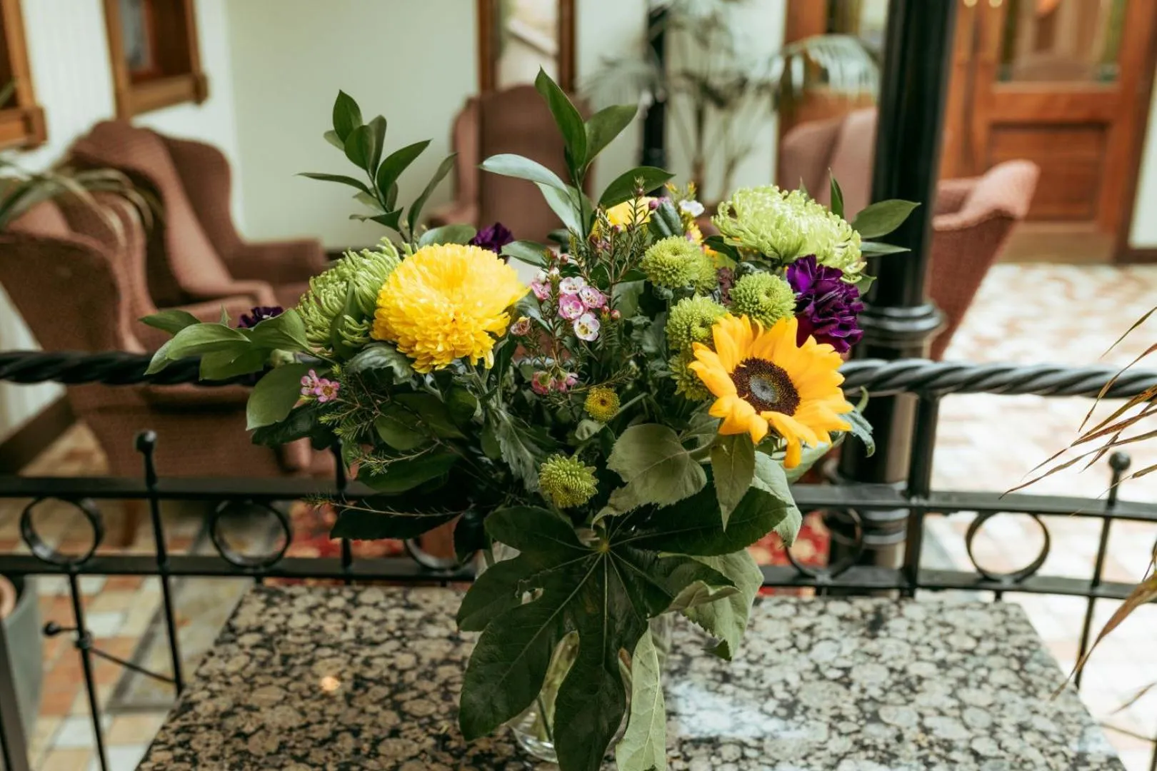 Lobby or reception in Kee's Hotel