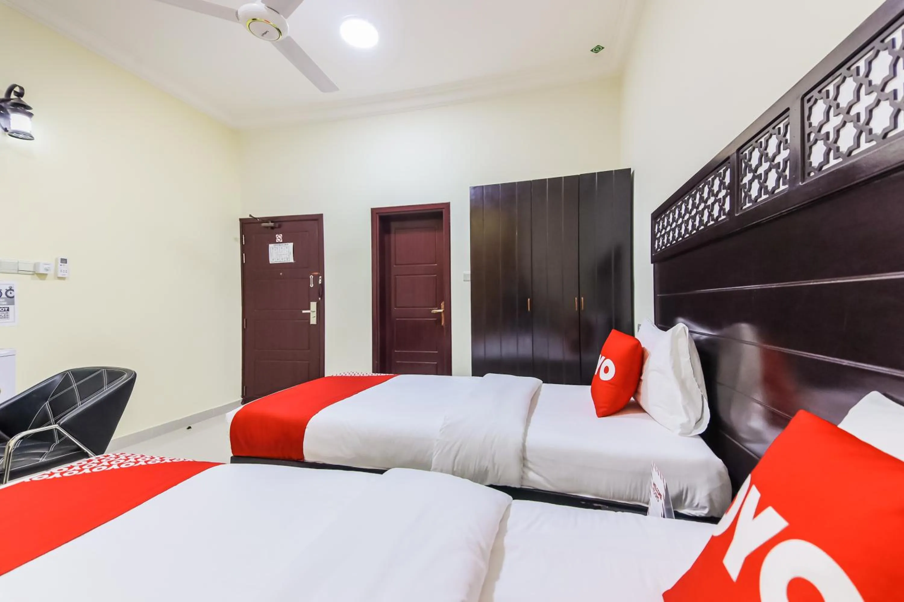 Photo of the whole room, Bed in Ras Al Hadd Waves Hotel