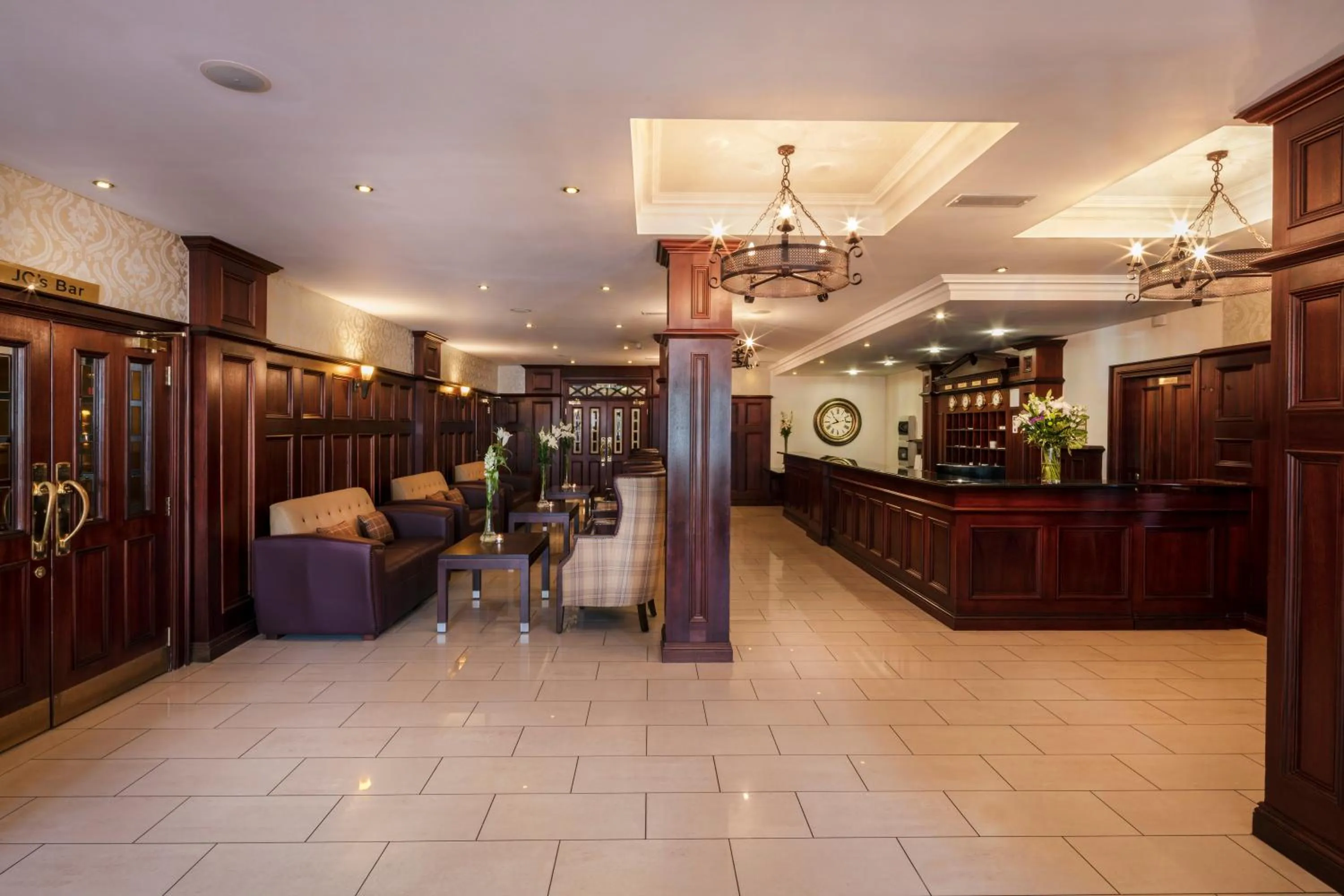 Lobby or reception in Downings Bay Hotel